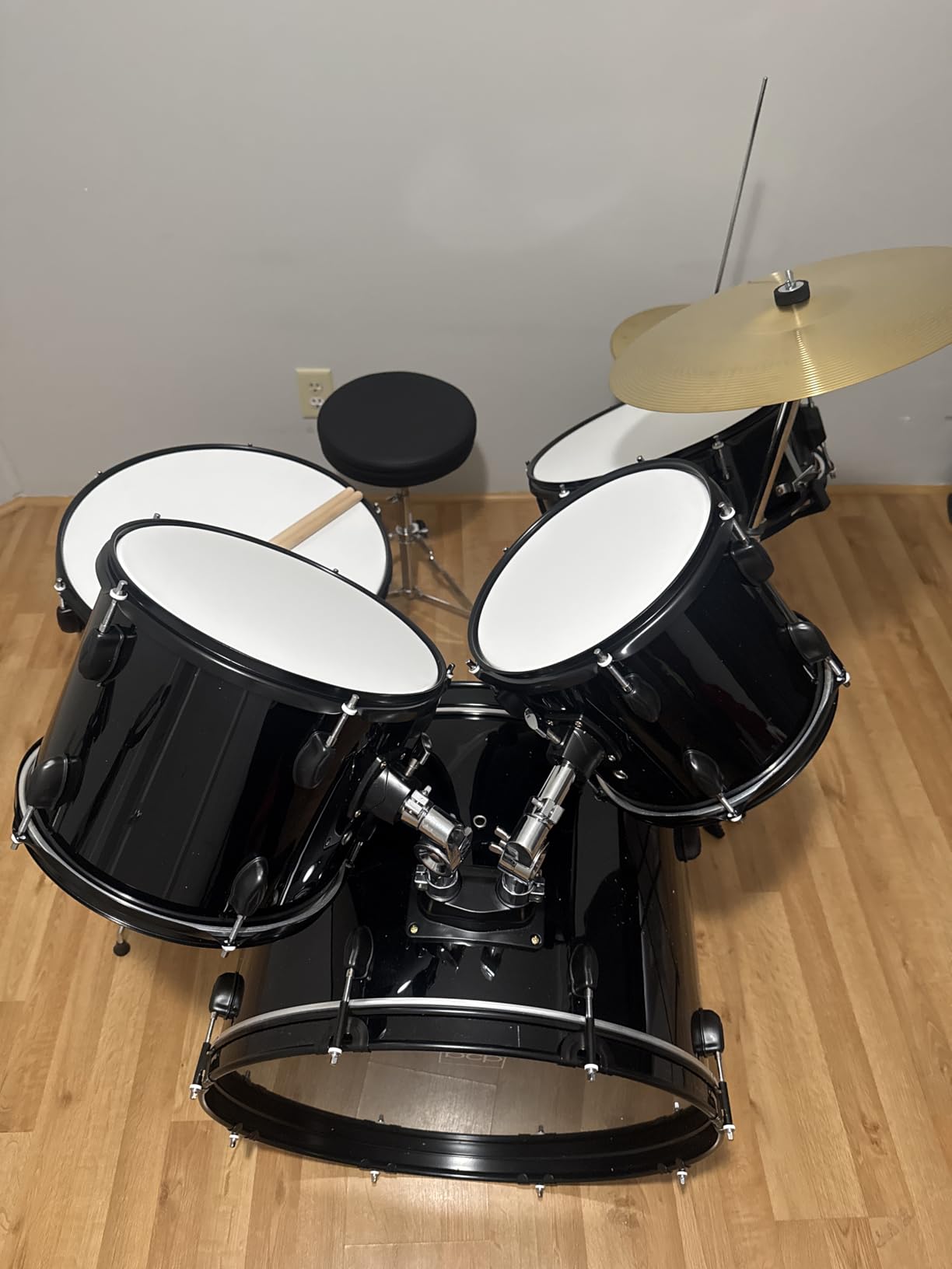 Best Choice Products 5-Piece Full Size Complete Adult Drum Set w/Cymbal Stands, Stool, Drum Pedal, Sticks, Floor Tom - Dark Cherry Sunburst customer photo 2