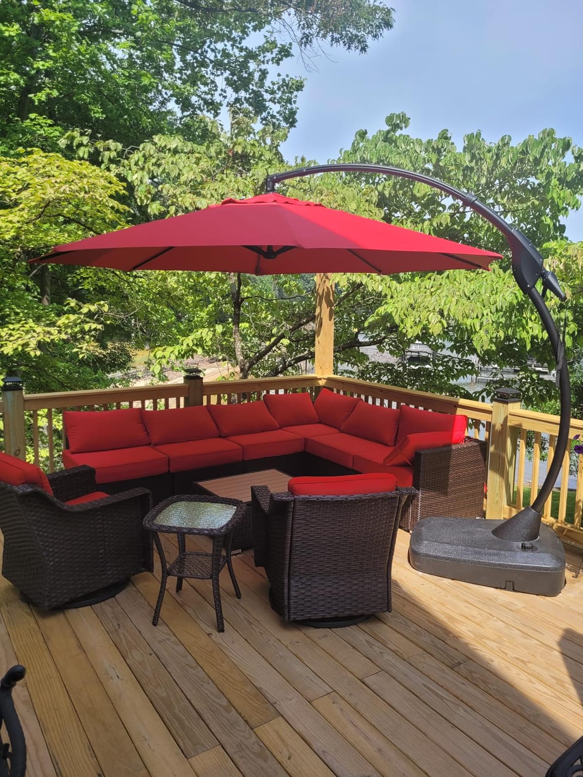 Grand patio 10x10 FT Cantilever Square Umbrella with Base, Champagne customer photo 2