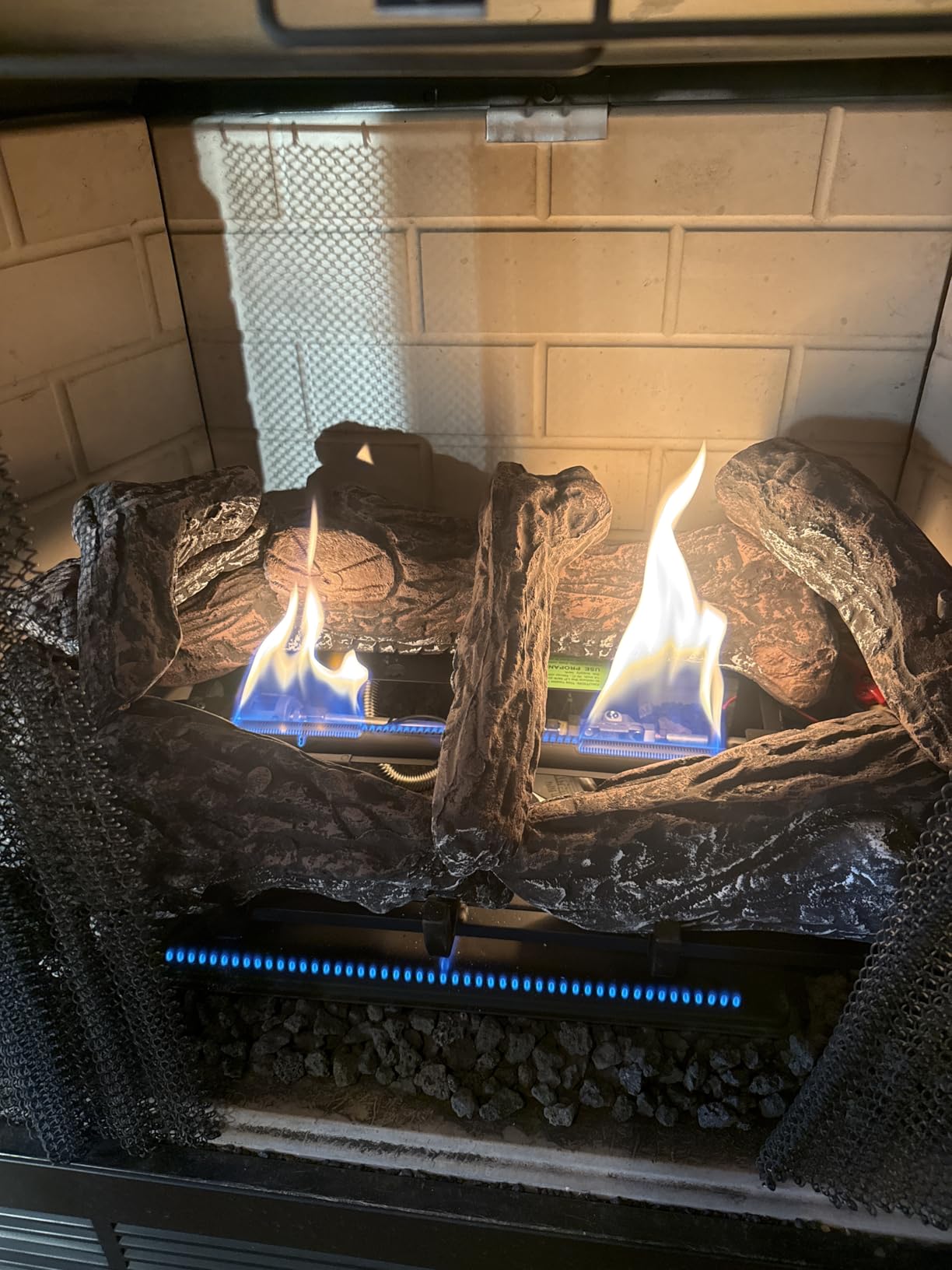 Duluth Forge Ventless Liquid Propane Gas Log Set - 24 in. Stacked Oak, 33,000 BTU, Remote Control - Model# DLS-L24R-2 customer photo 2
