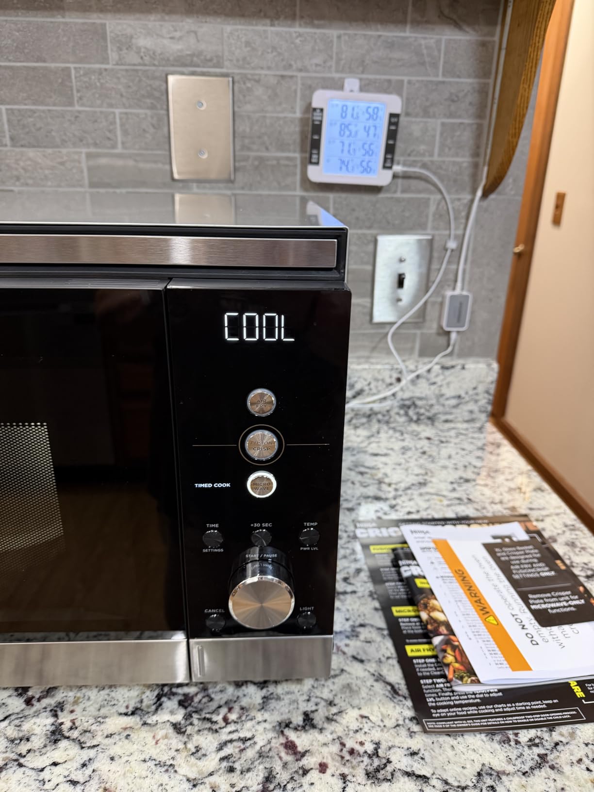 Ninja® Crispi™ Microwave & Air Fryer with FusionCrisp, Silver, MW101 customer photo 1