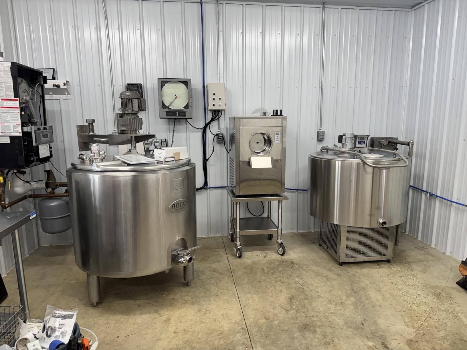 Commercial Hard Ice Cream Maker Machine 1600W 110V 4.7 to 5.7 Gallons Per Hour Gelato Ice Cream Machine with Auto Clean LED Panel Perfect for Snack Bar Restaurants customer photo 2