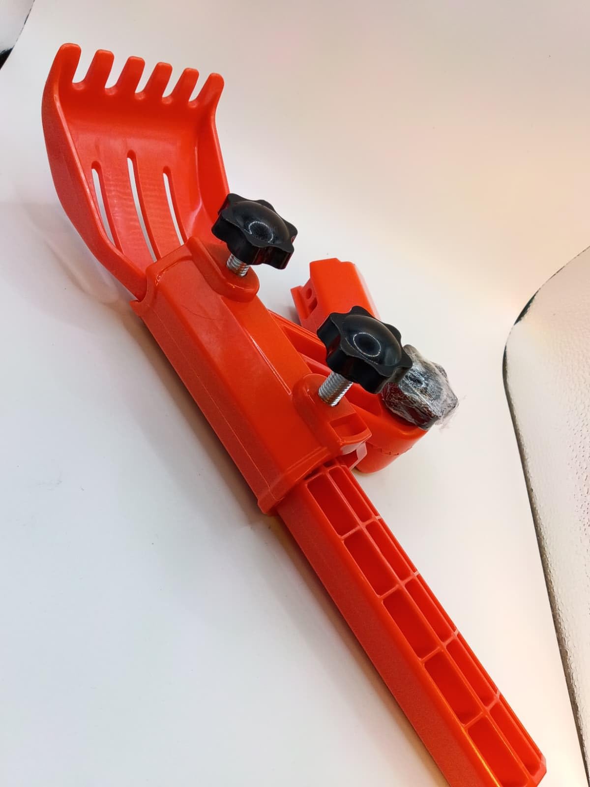 Gutter Cleaning Tools from The Ground, Multi-Angle Cleaner, Scoop & Brush & Mini Rake for rain Guard Cleaning and Leaf Removal from Gutter Guard(No Pole) customer photo 1