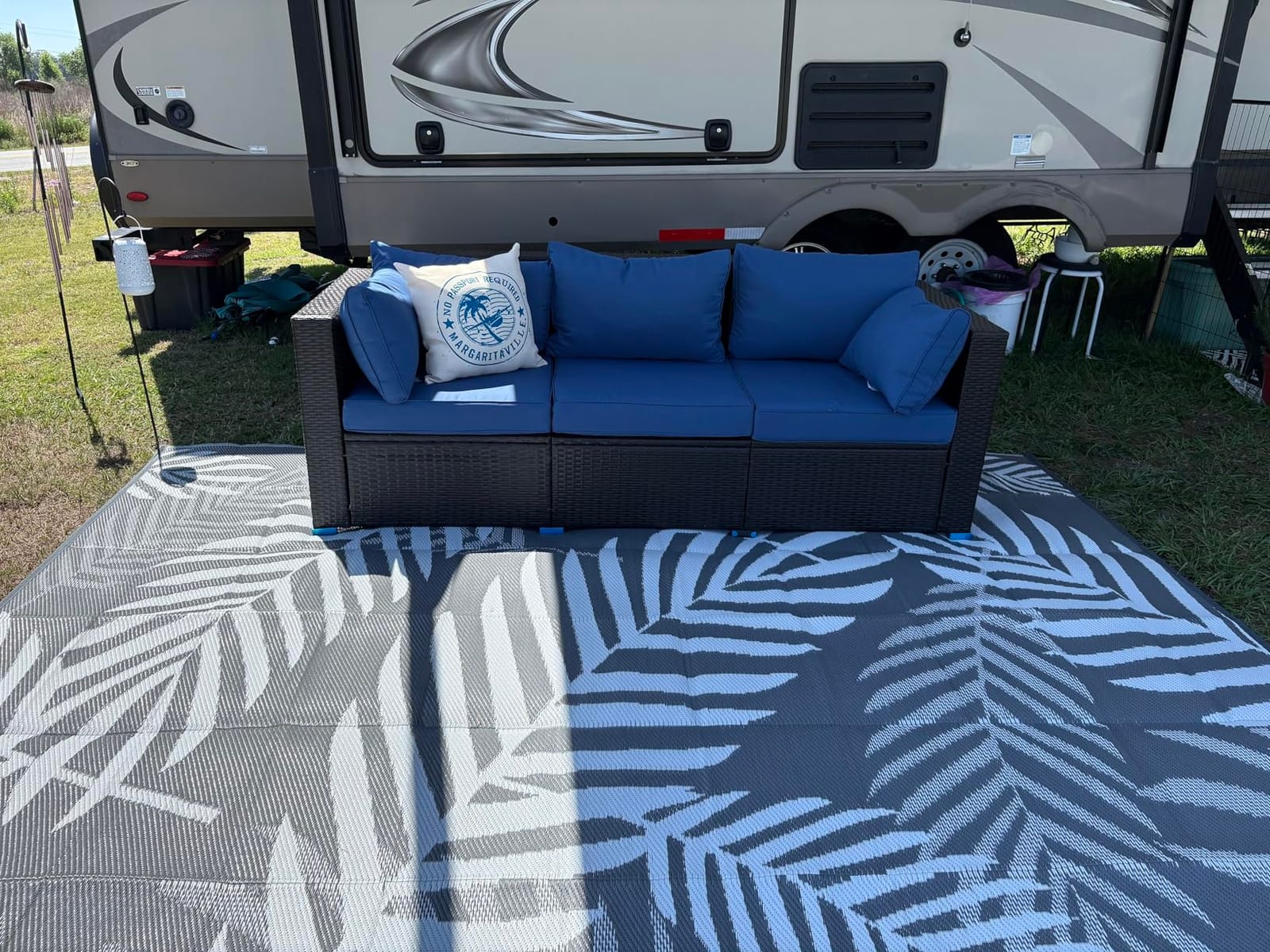Kohree Outdoor Rug Waterproof 8x10, Reversible Outdoor Plastic Straw Rug with Leaf Pattern, Easy-Cleaning RV Mat Carpet for for Patio, Camping, Balcony, Deck, Backyard, Brown & Beige customer photo 1