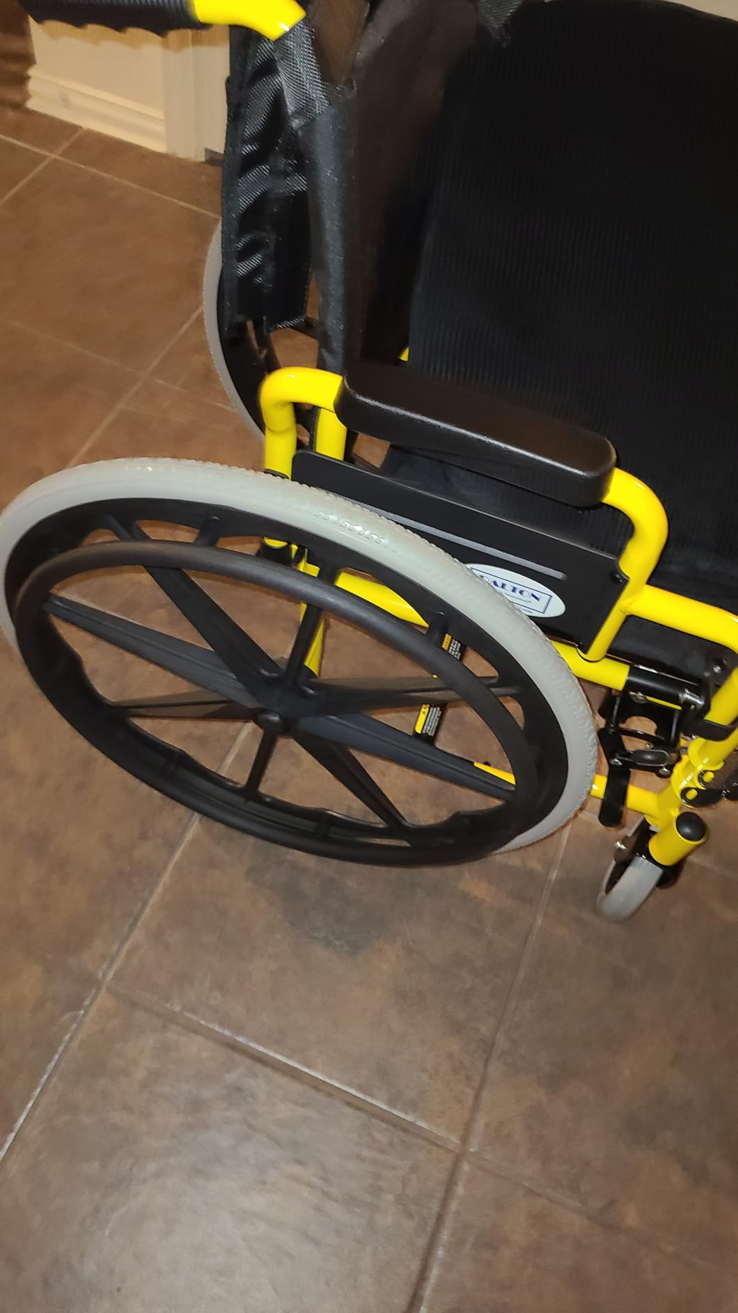 2026 Upgrade VERPAL 36lbs Lightweight Electric Wheelchair for Adults Seniors, Foldable Electric Wheelchair for Travel, Air Transport, 360W Power Wheelchair for All Terrain, Motorized Mobility Scooters customer photo 1