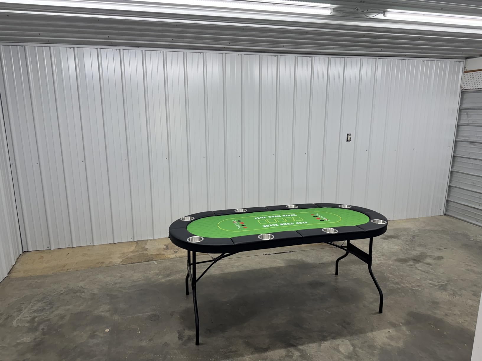 8 Player Poker Table with 2 Interchangeable Game mats, Texas Holdem and Blackjack, Collapsible Casino Table with Padded Rails and XXL Cup Holders for Wine and Whiskey Glasses, (71 in) - Burgundy customer photo 2