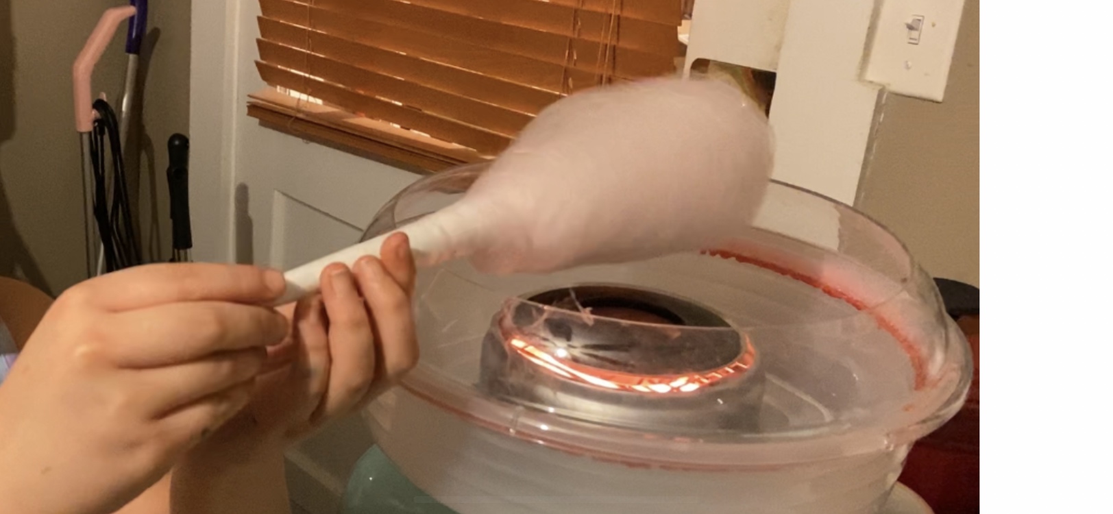 Nostalgia Countertop Cotton Candy Machine – Use Normal or Sugar-Free Candy or Flossing Sugar – Includes 2 Reusable Cones and Measuring Scoop – Aqua customer photo 1