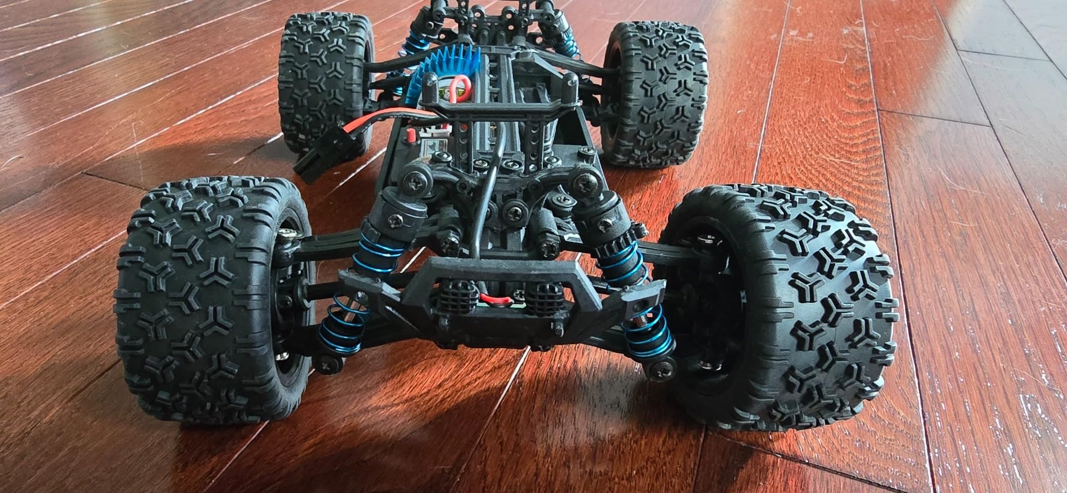 TENSSENX 1:18 Scale All Terrain RC Cars, 40KPH High Speed 4WD Remote Control Car with 2 Rechargeable Batteries, 4X4 Off Road Monster Truck, 2.4GHz Electric Vehicle Toys Gifts for Kids and Adults customer photo 1