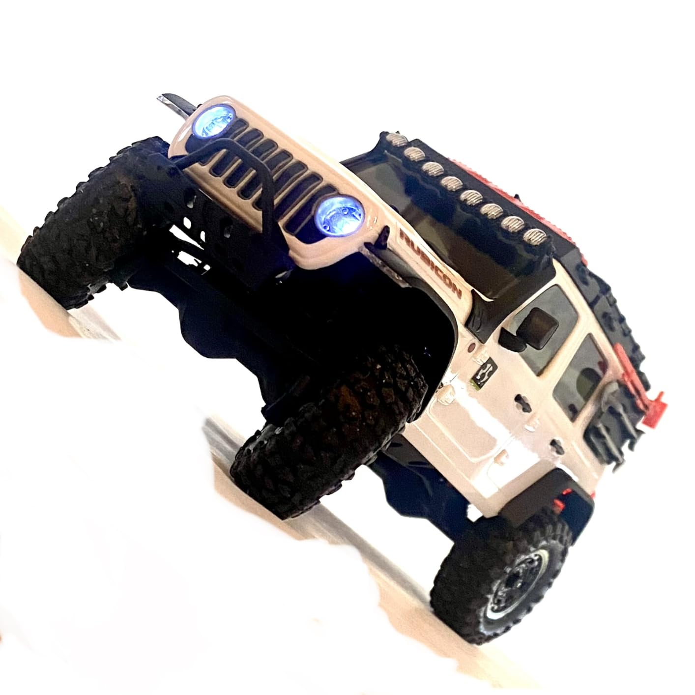 Axial 1/30 SCX30 Jeep Wrangler JLU 4X4 RTR Rock Crawler, White customer photo 2