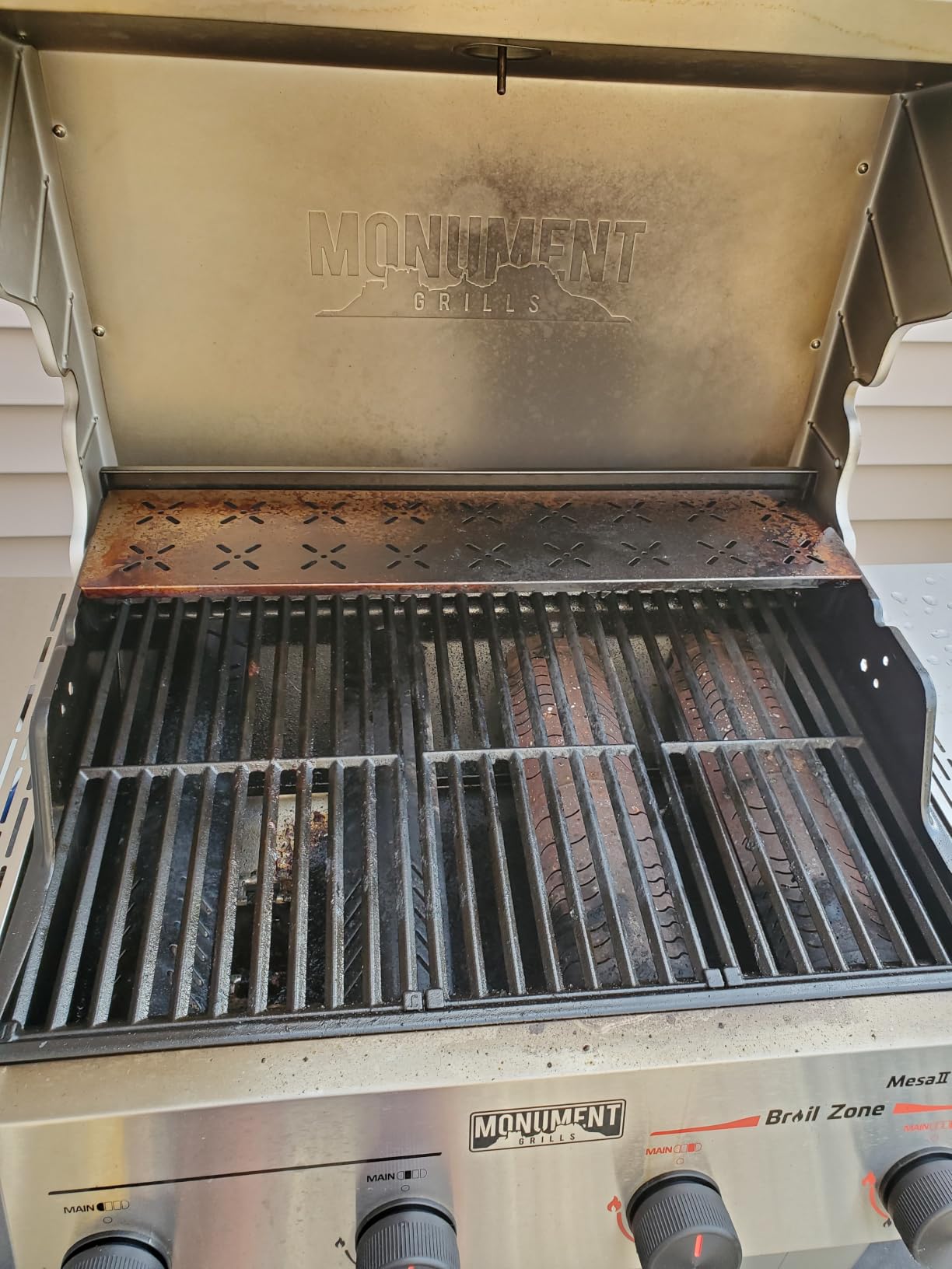 Monument Grills 4 Burner Propane Gas Grill with Advanced Broil Zone, Stainless Steel Outdoor Mesa 2 Barbecue Grill, Foldable Side Shelves, 500°F in 5 Mins, Fast Assembly, Mesa II 410FBZ customer photo 2