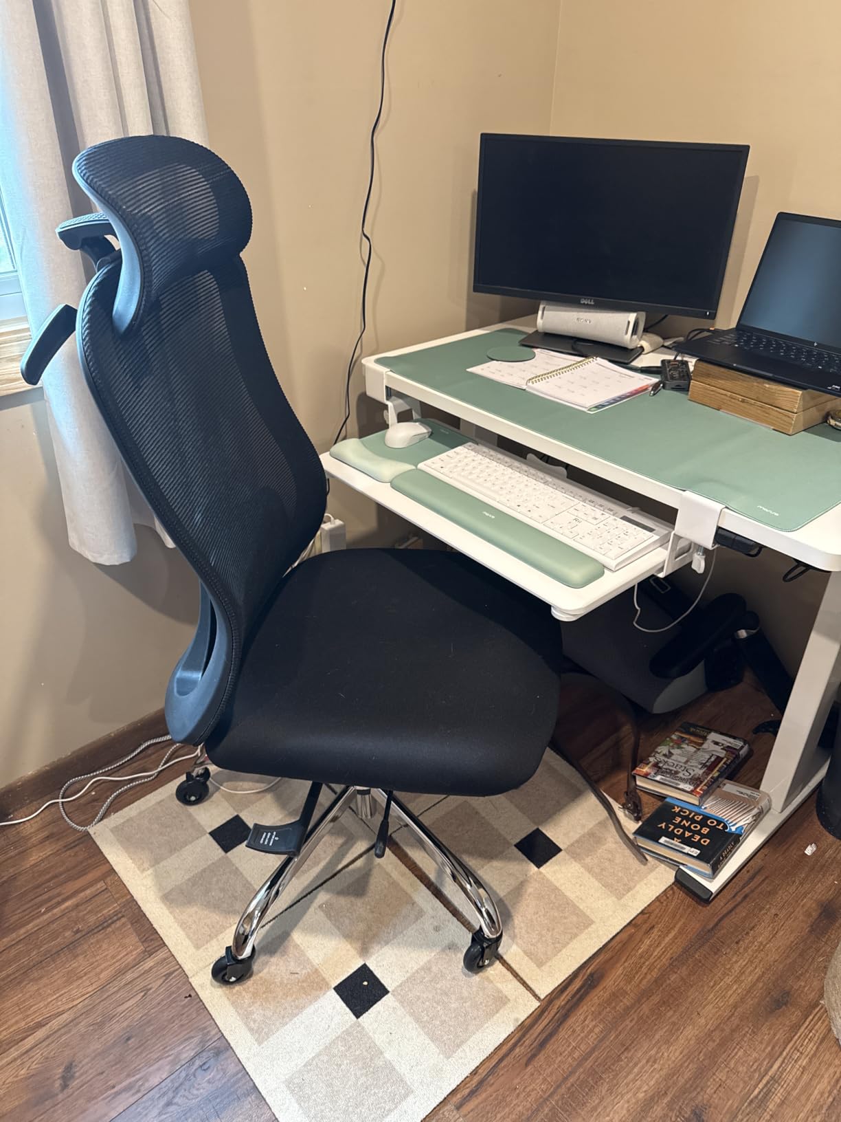HUANUO Ergonomic Office Chair with 6D Armrests and Lumbar Support | Seat depth adjustment, quiet rubber caster, 3D headrest, high back mesh, big and tall design, 4-position recline customer photo 2