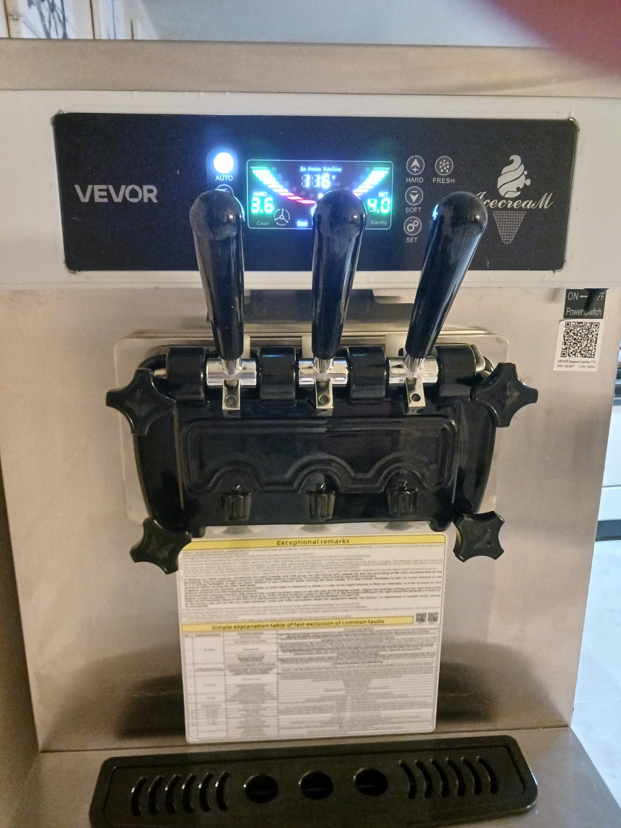 VEVOR Commercial Ice Cream Machine, 20-28L/H Yield, 2200W 3-Flavor Countertop Soft Serve Ice Cream Maker with 2 x 6L Hoppers & Built-In Puffing Pump, Pre-Cooling Low-Mix Alert for Snack Dessert Shops customer photo 2