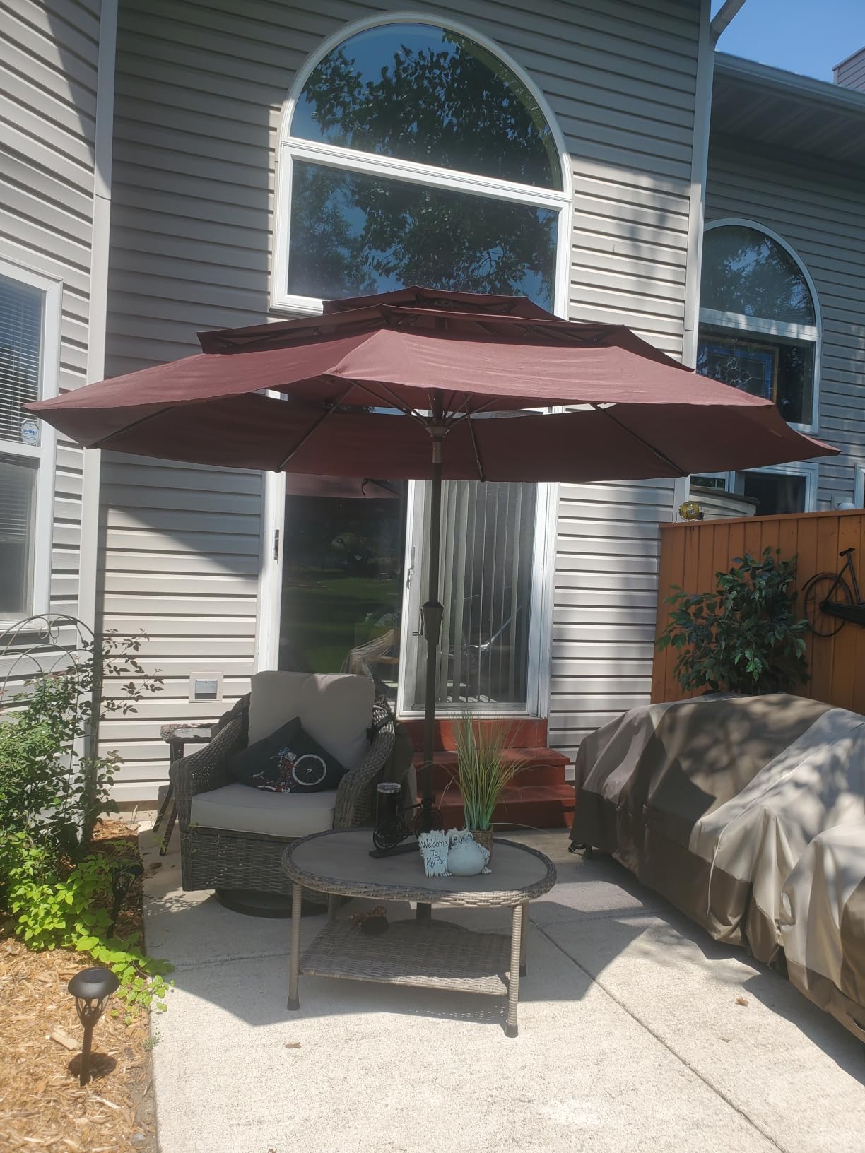 10ft Patio Umbrella, 3-Tier Vented Outdoor Table Umbrella with 8 Sturdy Fiberglass Ribs, Windproof Market Umbrella with Push Button Tilt and Crank, UV Protection for Deck, Pool, Light Gray customer photo 2