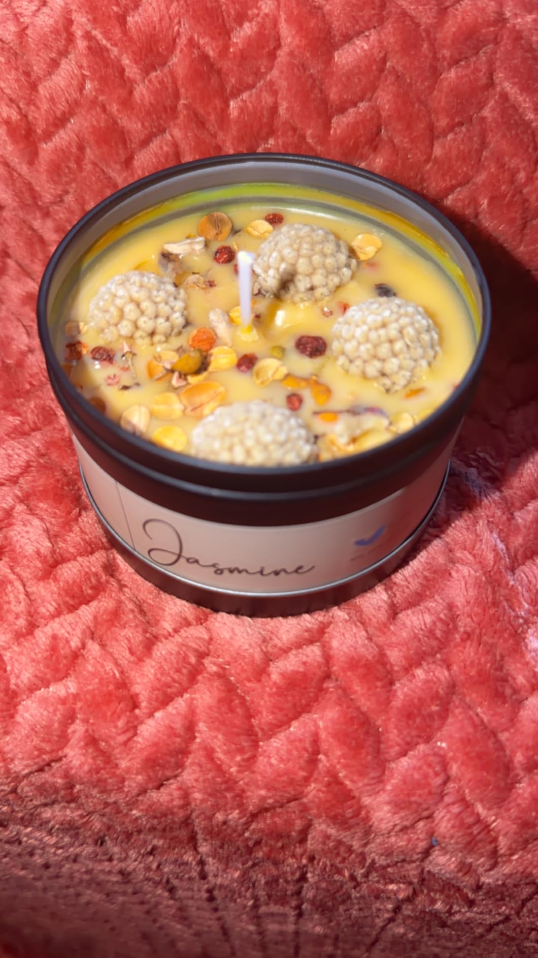 FUHITIM Soy Candle Wax Kit for Candle Making 5 lbs Bag, Premium Natural Soy Wax Flakes, No additives and Pure, 100 Cotton Candle Wicks, Fragrance Oils, Dried Flowers & Pigment Colors customer photo 1