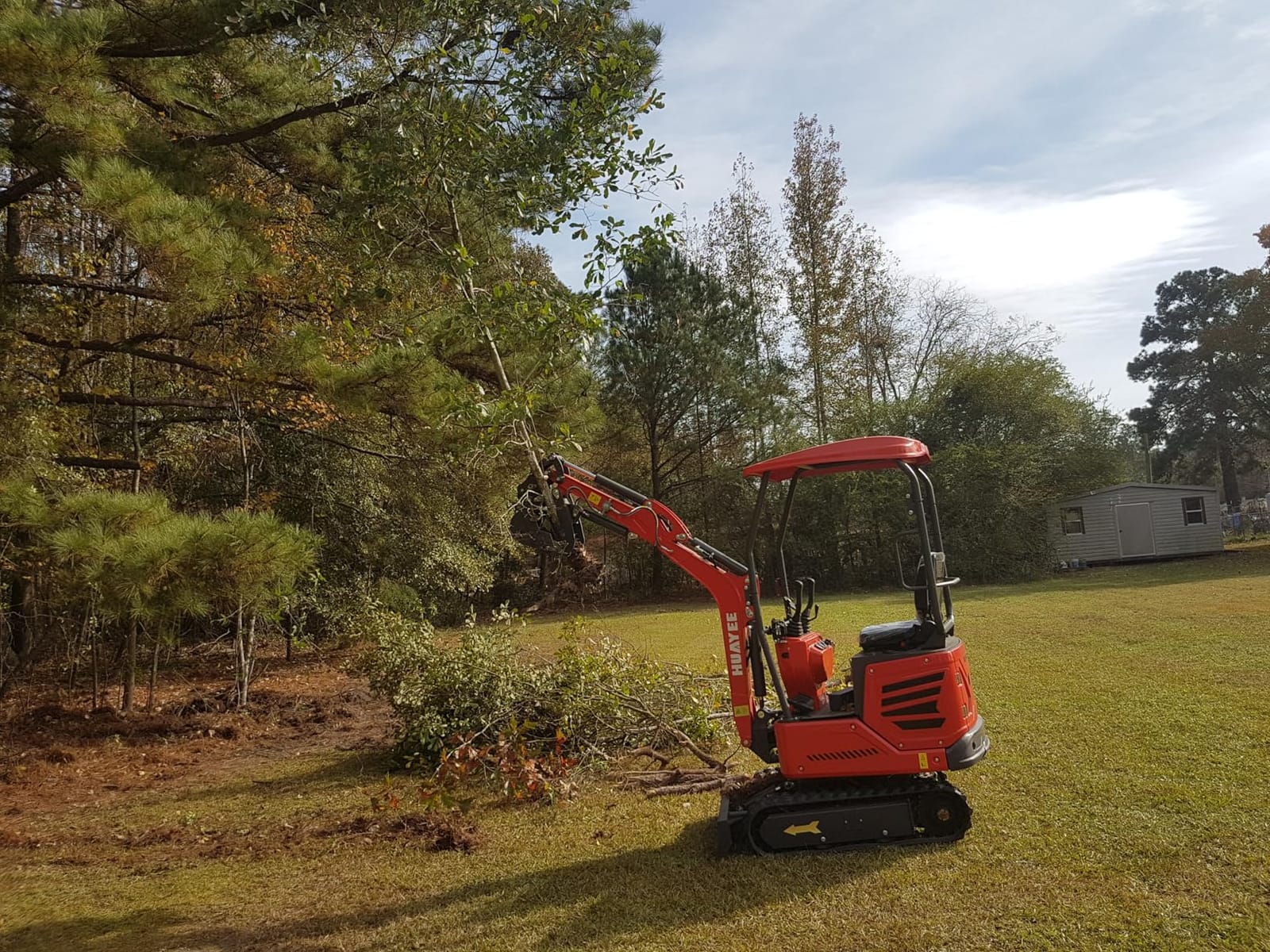 1.4 Ton Mini Excavator 13.5HP Gas Digger with 8in Auger Canopy Rake customer photo 1