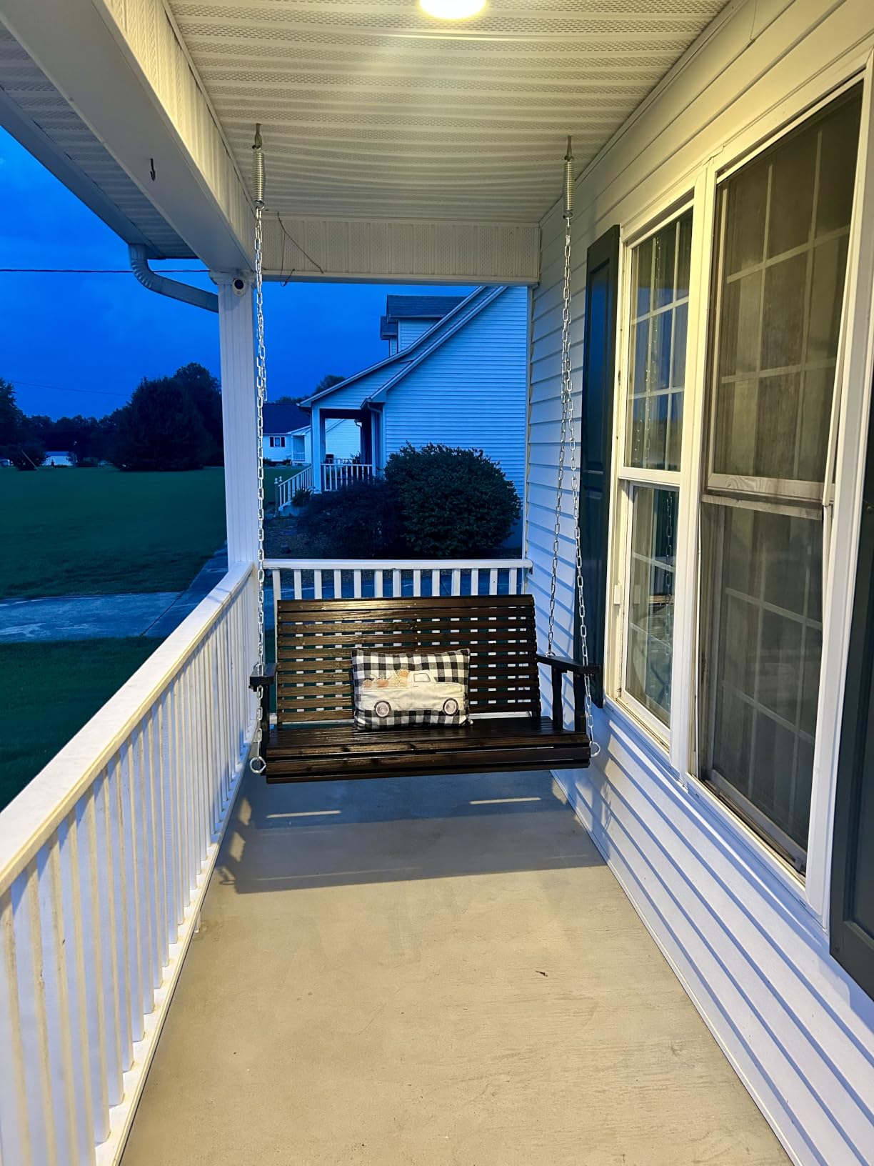 Fortune Candy Wooden Porch Swing, Iron Black, 5 FT Extra Large customer photo 1