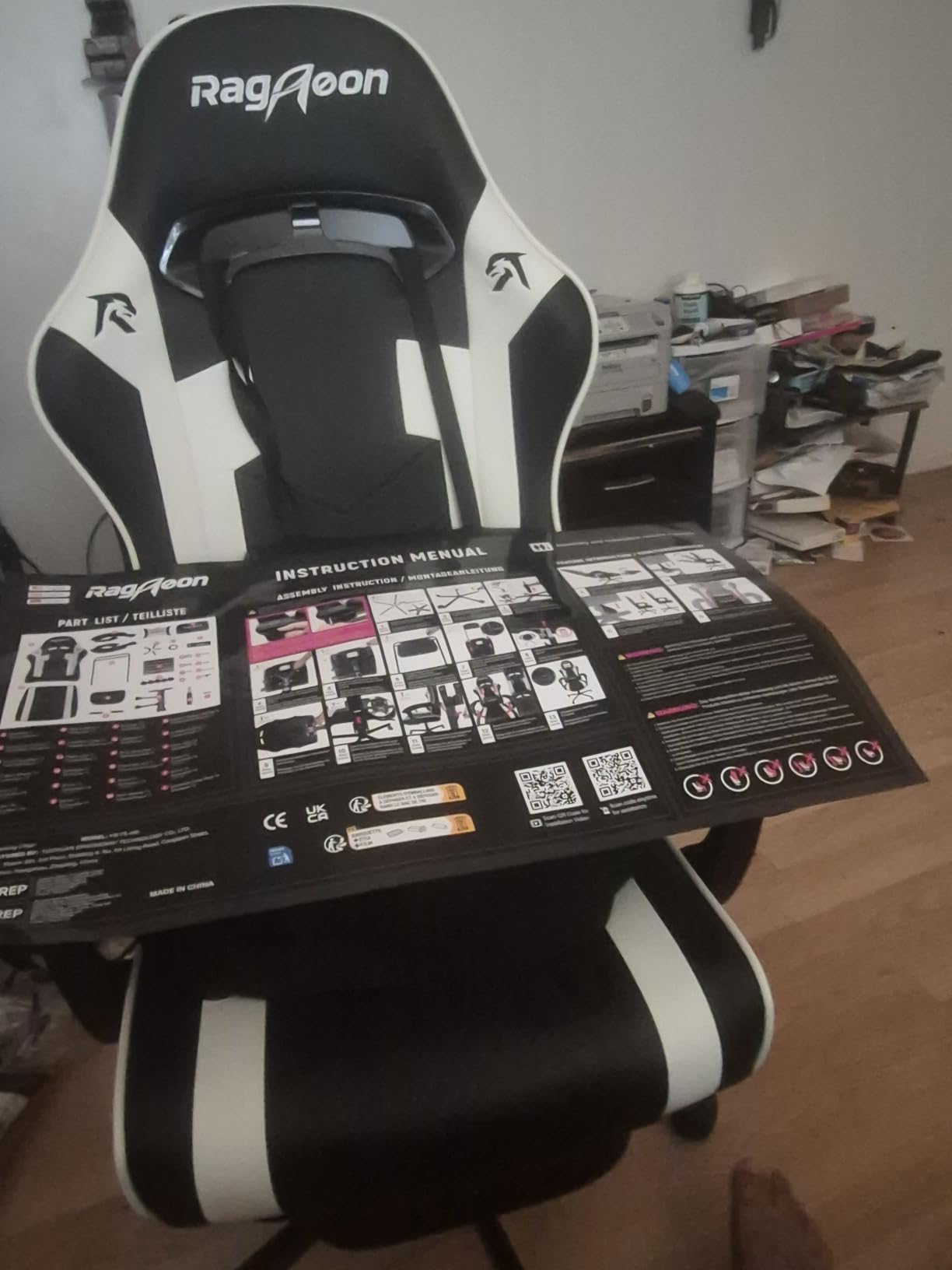 Gaming Chair for Adults Gamer Game Ergonomic PC Chair, 7-Point Support | Pocket Springs & Foam, 51cm Wide Seat, Sync Armrests, 90°-135° Backrest, PU Leather, Black and White, 400lbs Load customer photo 1