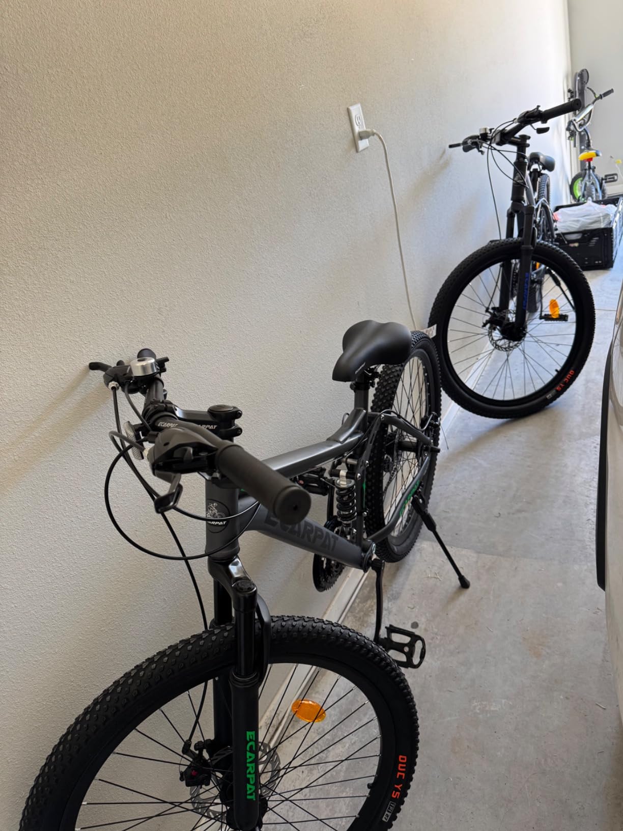 Ecarpat 24/26 Inch Wheel Mountain Bike, 21 Speed MTB Bike with Full Suspension, Steel Frame and Dual Disc Brakes, Adult Mens Outdoor Cycling Mountain Bicycle customer photo 2