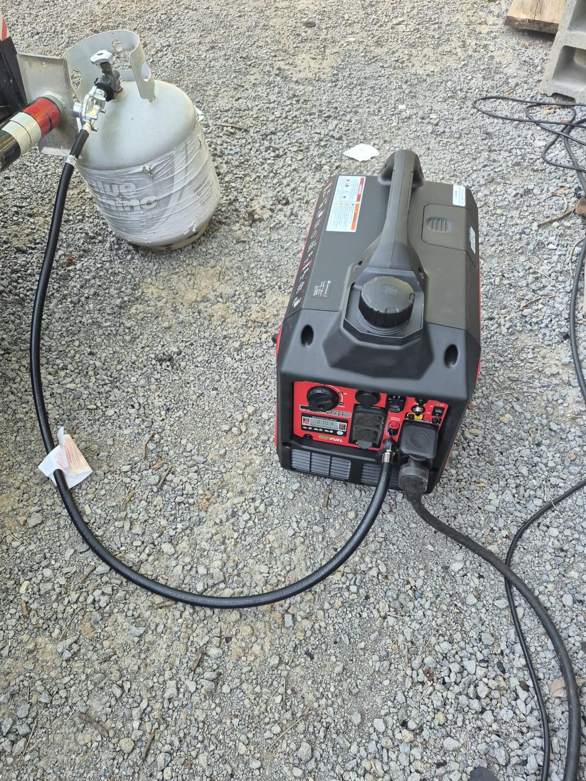 PowerSmart 4000 Watt Portable Inverter Generator for Home Use customer photo 2