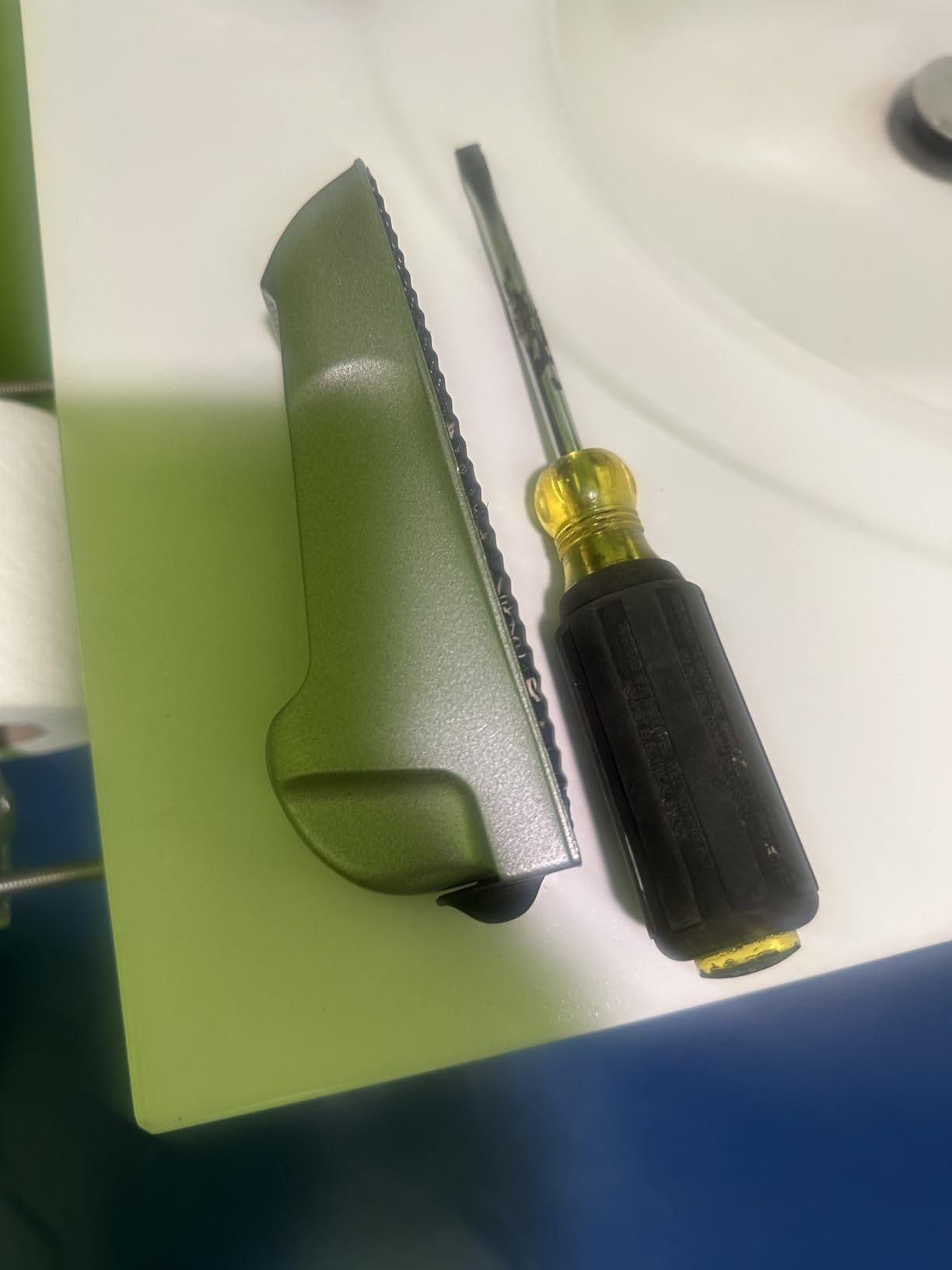 STANLEY 6 in SURFORM Pocket Planer, Compact Block Plane (21-399) customer photo 2