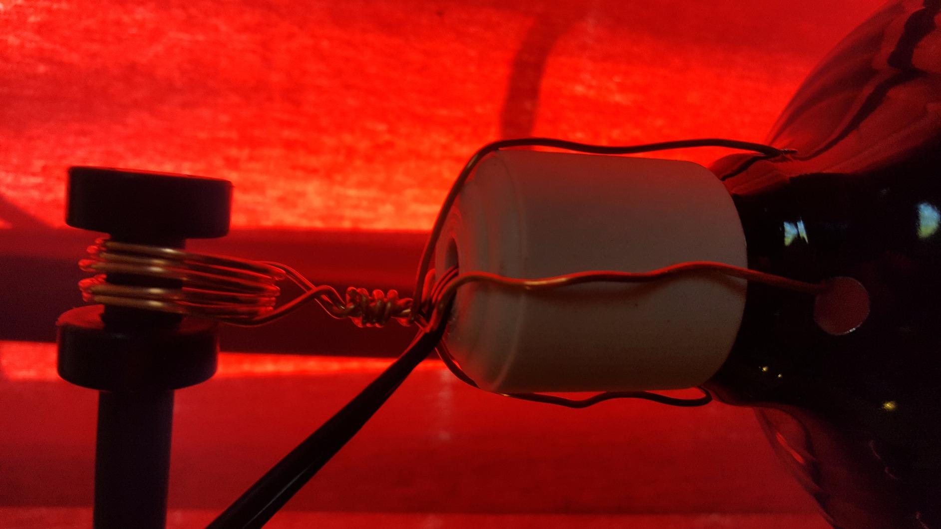 Fluker's Ceramic Heat Emitter, Natural Infrared Heating Bulb for Reptiles, 150 Watt customer photo 2