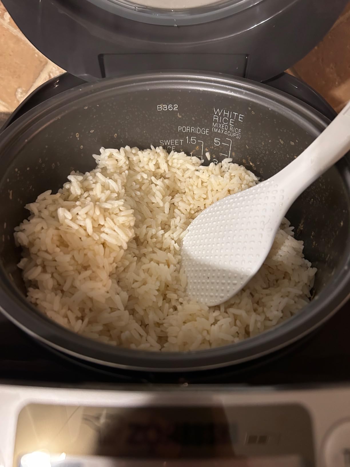 Zojirushi Ns TSC10 5.5 Cup Micom Rice Cooker and Warmer, 1.0l customer photo 1