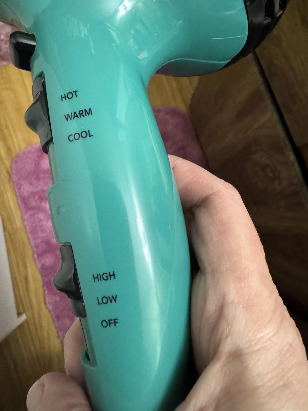 Revlon Volume Booster Hair Dryer | 1875W for Voluminous Lift and Body, (Green) customer photo 1