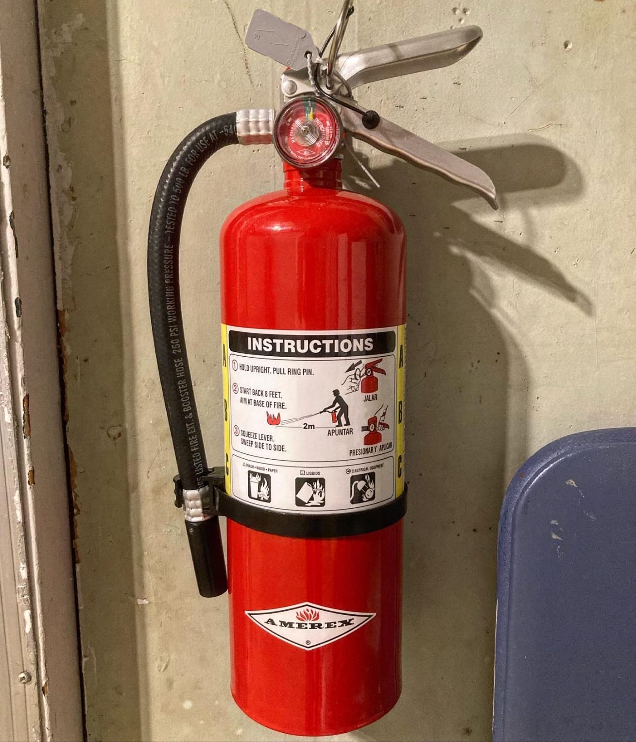 Amerex B402, 5 lb. ABC Dry Chemical Fire Extinguisher, with Wall Bracket customer photo 1
