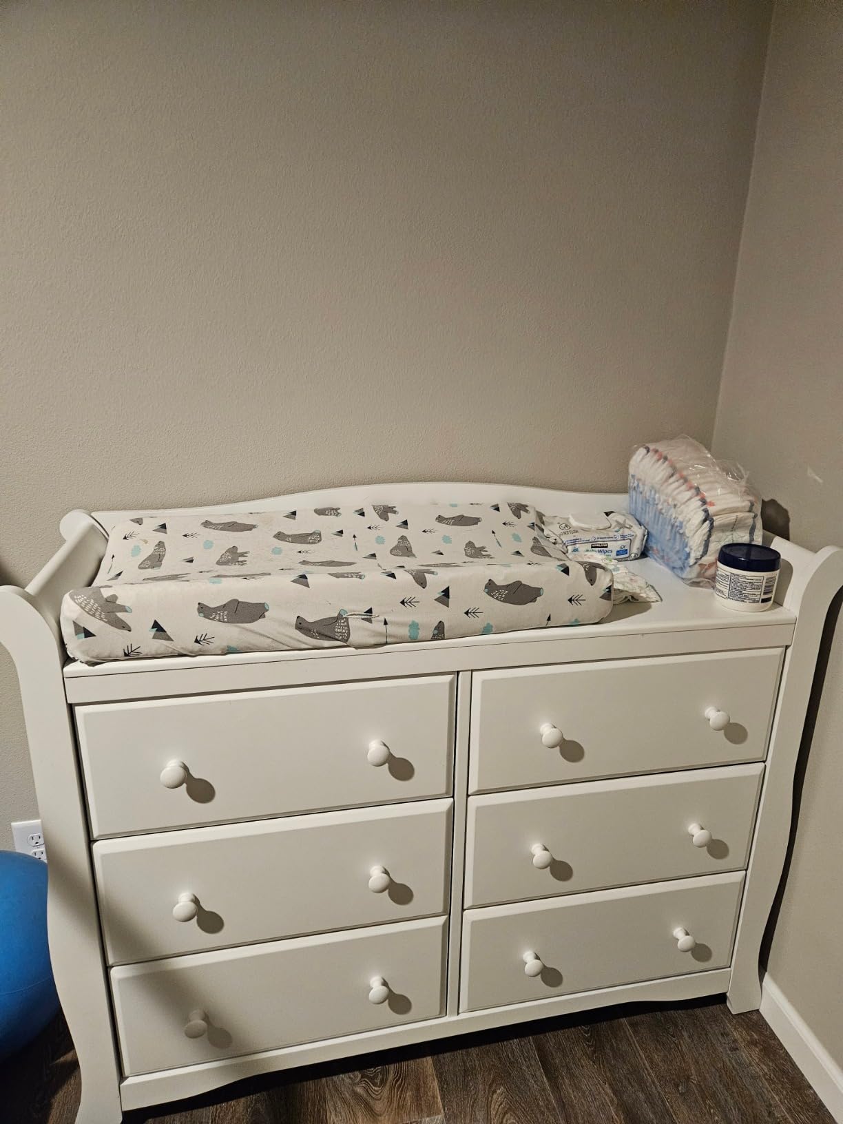 Storkcraft Avalon 6 Drawer Double Dresser, White customer photo 2