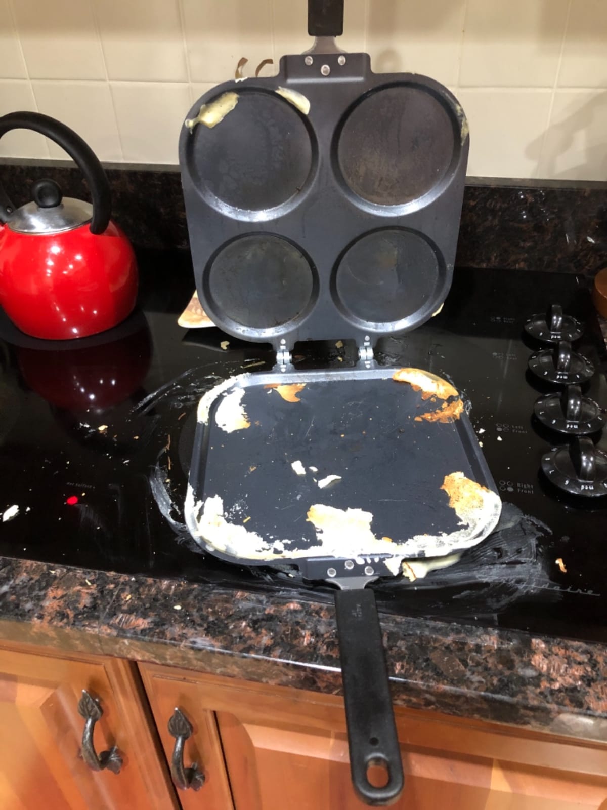 Presto 07023 Cool-Touch Electric Griddle and Warmer Plus customer photo 2