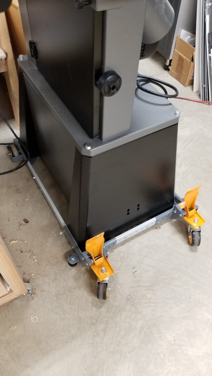 BORA PM-2500 Mobile Base for Shop Equipment - Adjustable Table Saw Base customer photo 1