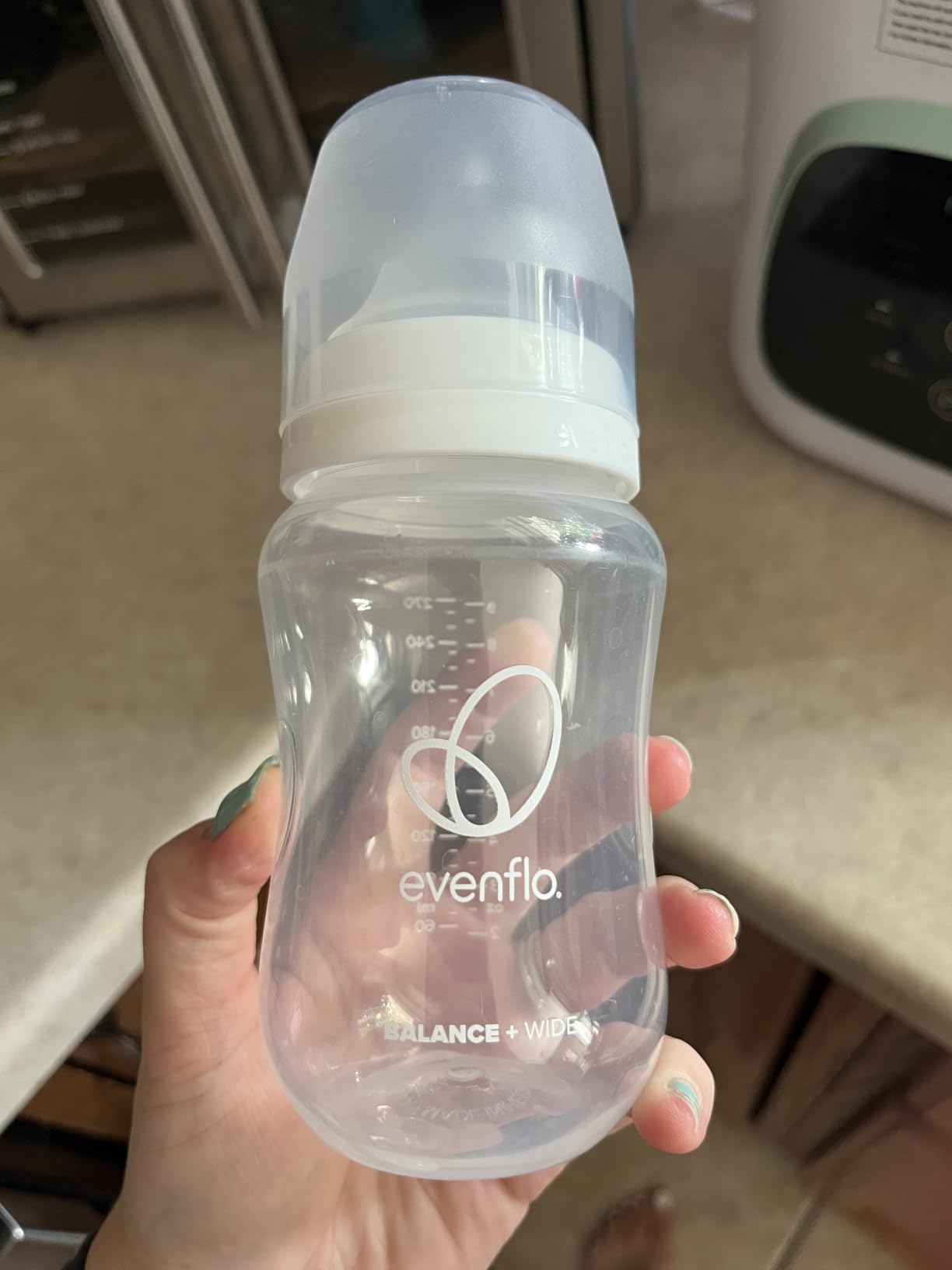 Evenflo Feeding Premium Proflo Venting Balance Plus Wide Neck Baby, Newborn and Infant Bottles - Helps Reduce Colic - 9 Ounce (Pack of 6) customer photo 2
