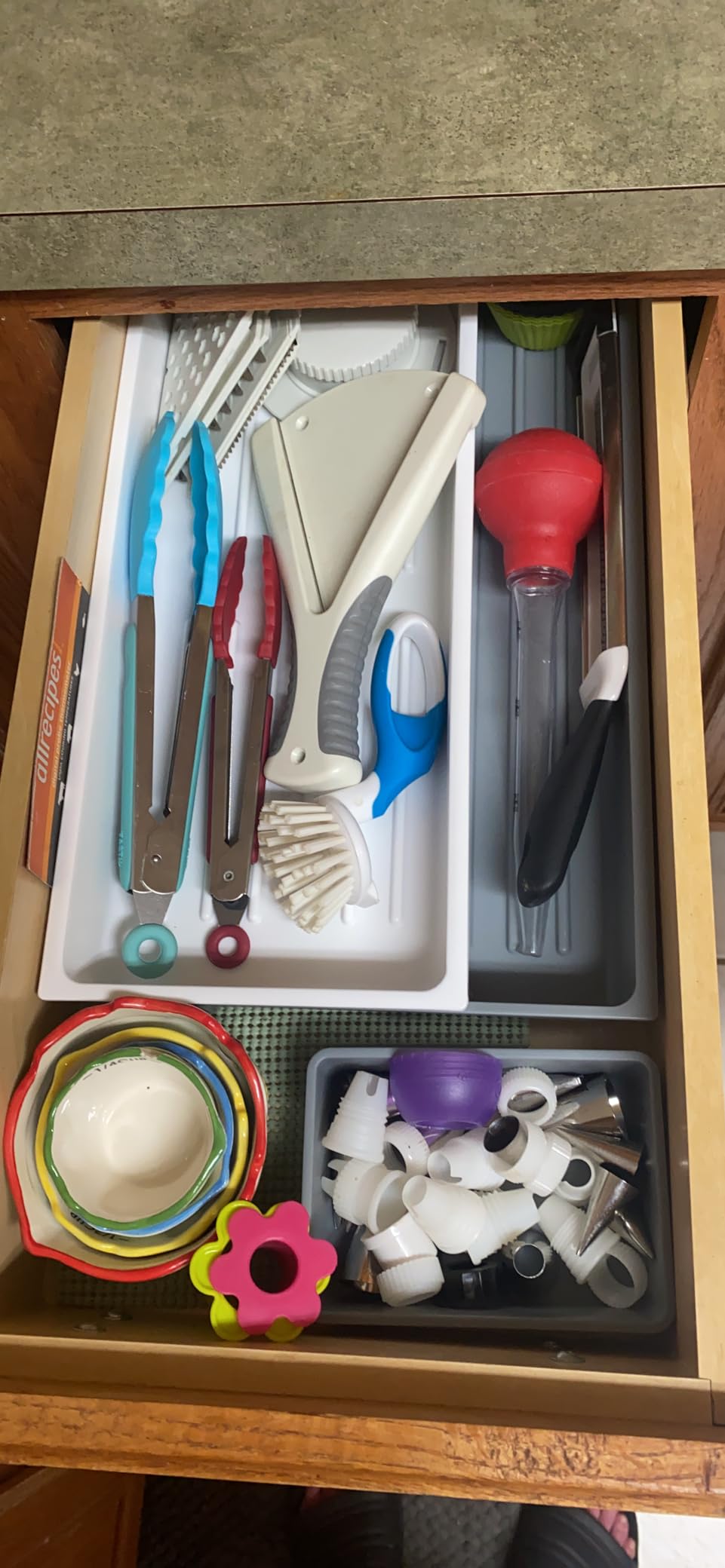 OXO Good Grips Kitchen Drawer, Expandable Utensil Organizer customer photo 1