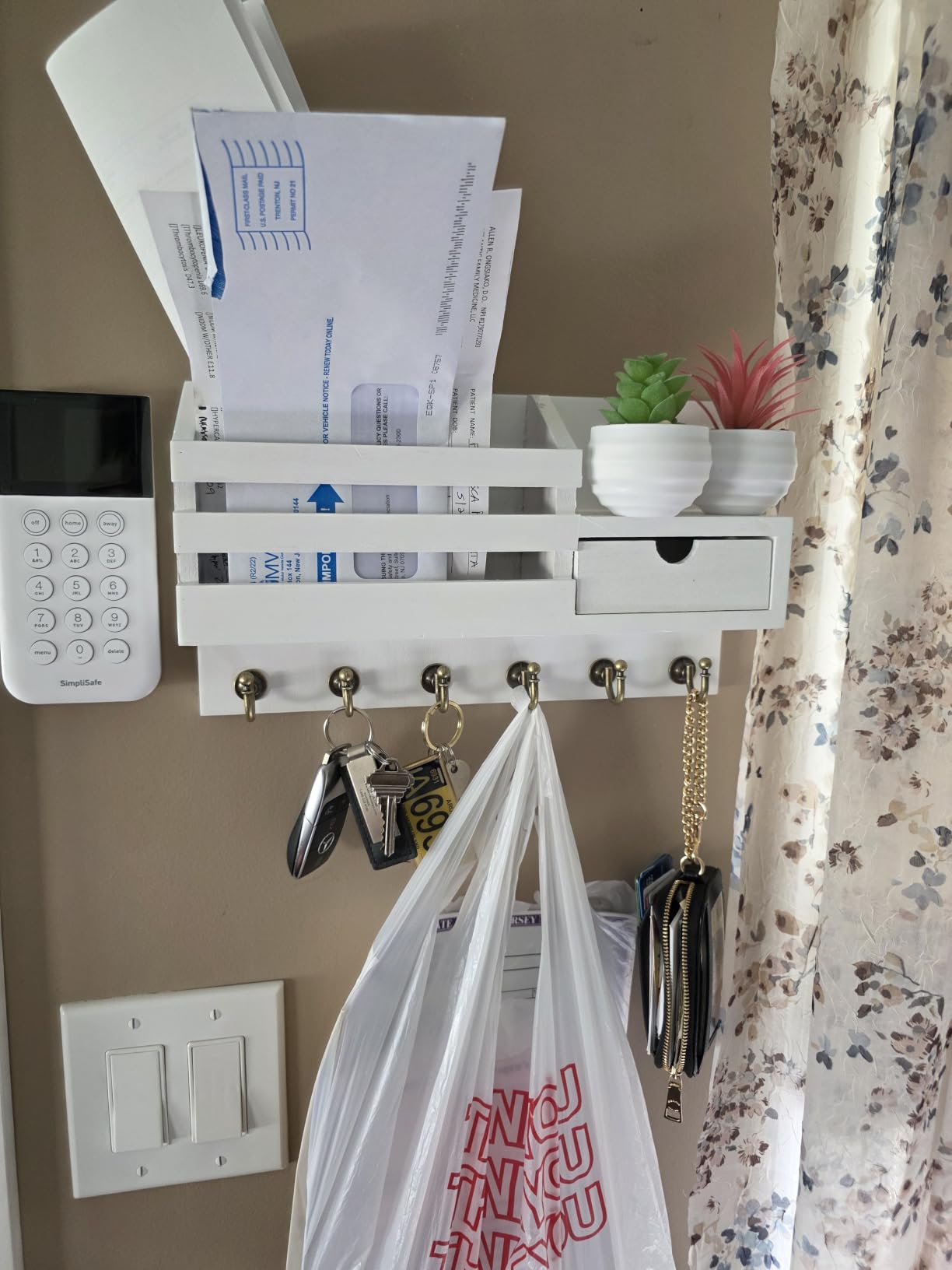 FifthQuarter Key and Mail Holder Wall Mount with Drawer and 6 Sturdy Hooks customer photo 2