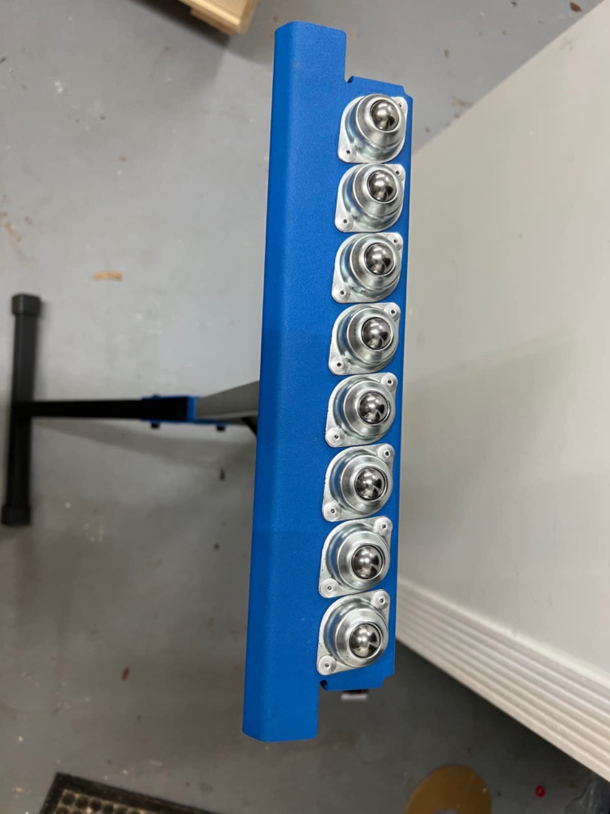 Heavy-Duty Roller Stand 300 Lbs 136kg Loading Capacity (3 in 1 Roller), Adjustable Miter Saw Extension, Folds Flat for Easy Storage, 2 Inch (50mm) Stainless Steel Roller KF3012 customer photo 2