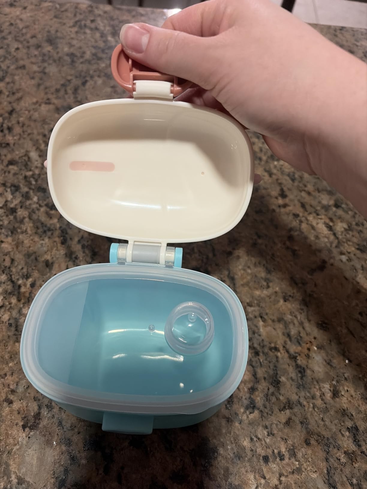 NCVI Formula Container To Go, Baby Formula Dispenser On The Go with Scoop customer photo 1