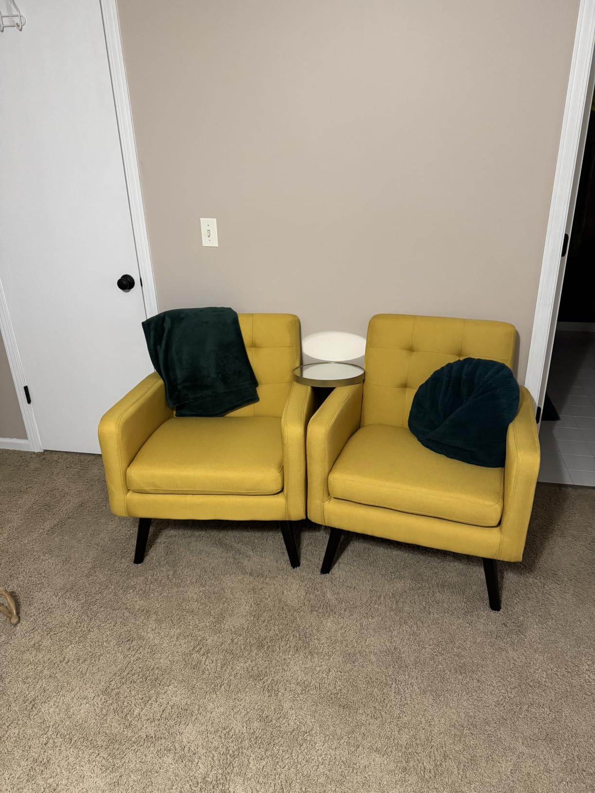 Yaheetech Mid Century Accent Chair Living Room Chair Retro Brown customer photo 2