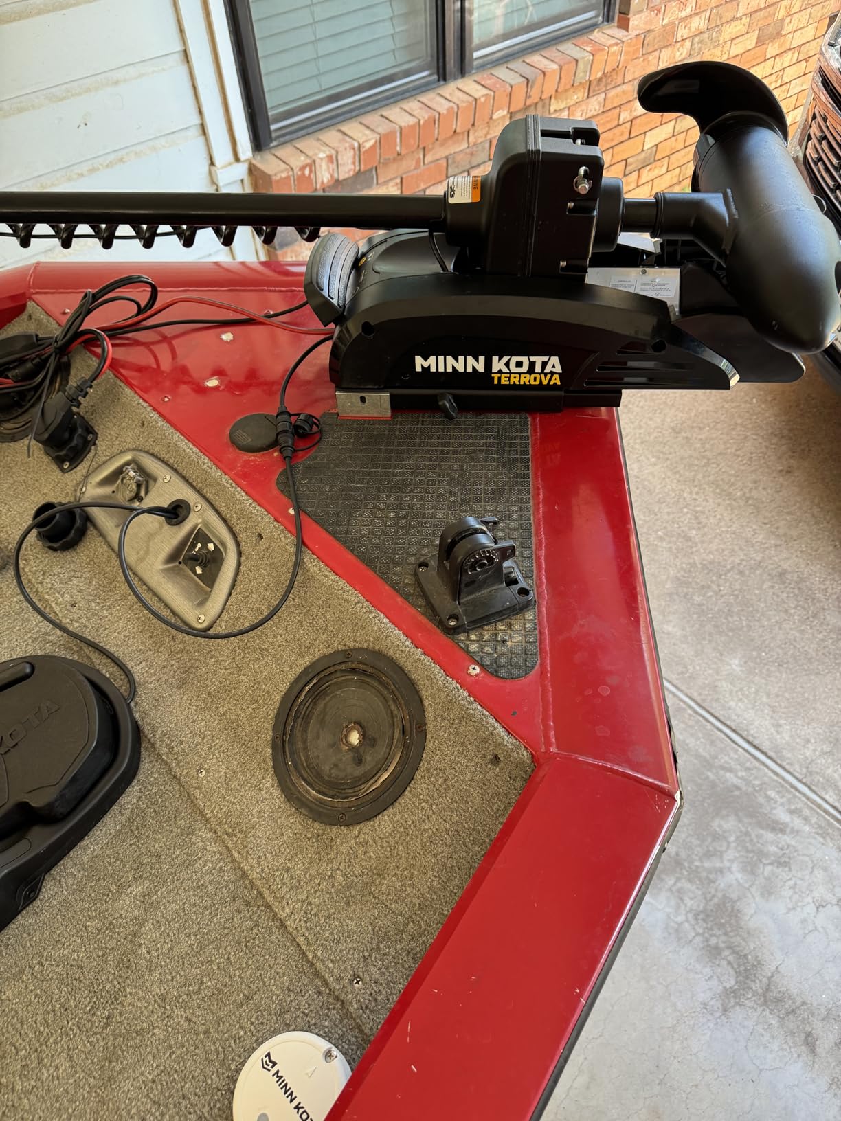 Minn Kota Terrova Bow-Mount Electric Trolling Motor with GPS, Spot-Lock, Dual Spectrum CHIRP Sonar – 55 Lb. Thrust, 45 In. Shaft, Freshwater customer photo 1