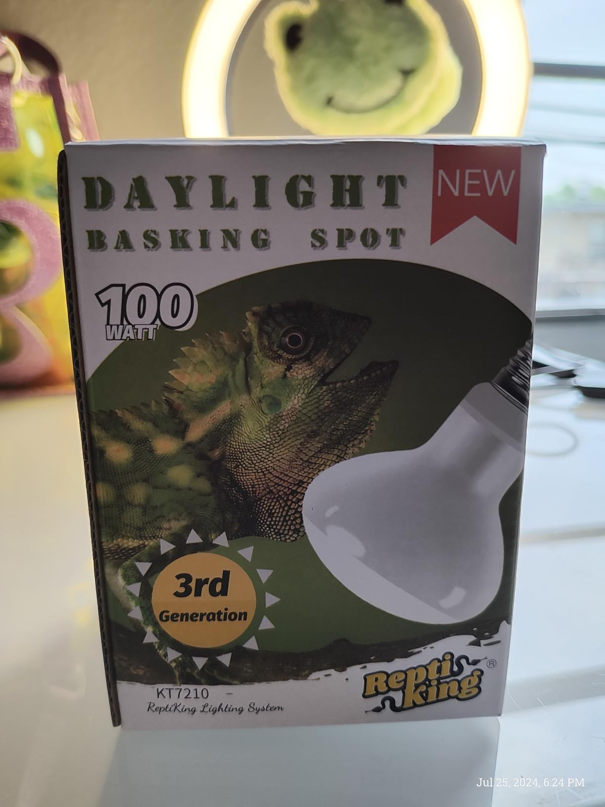 Reptile Heat Bulb Lamp, 2-Pack 100W Daylight Basking Spot, Bearded Dragon/Turtle/Lzard/Gecko Light Bulb, UVA Heat Lamp, Basking Light for Reptiles customer photo 1