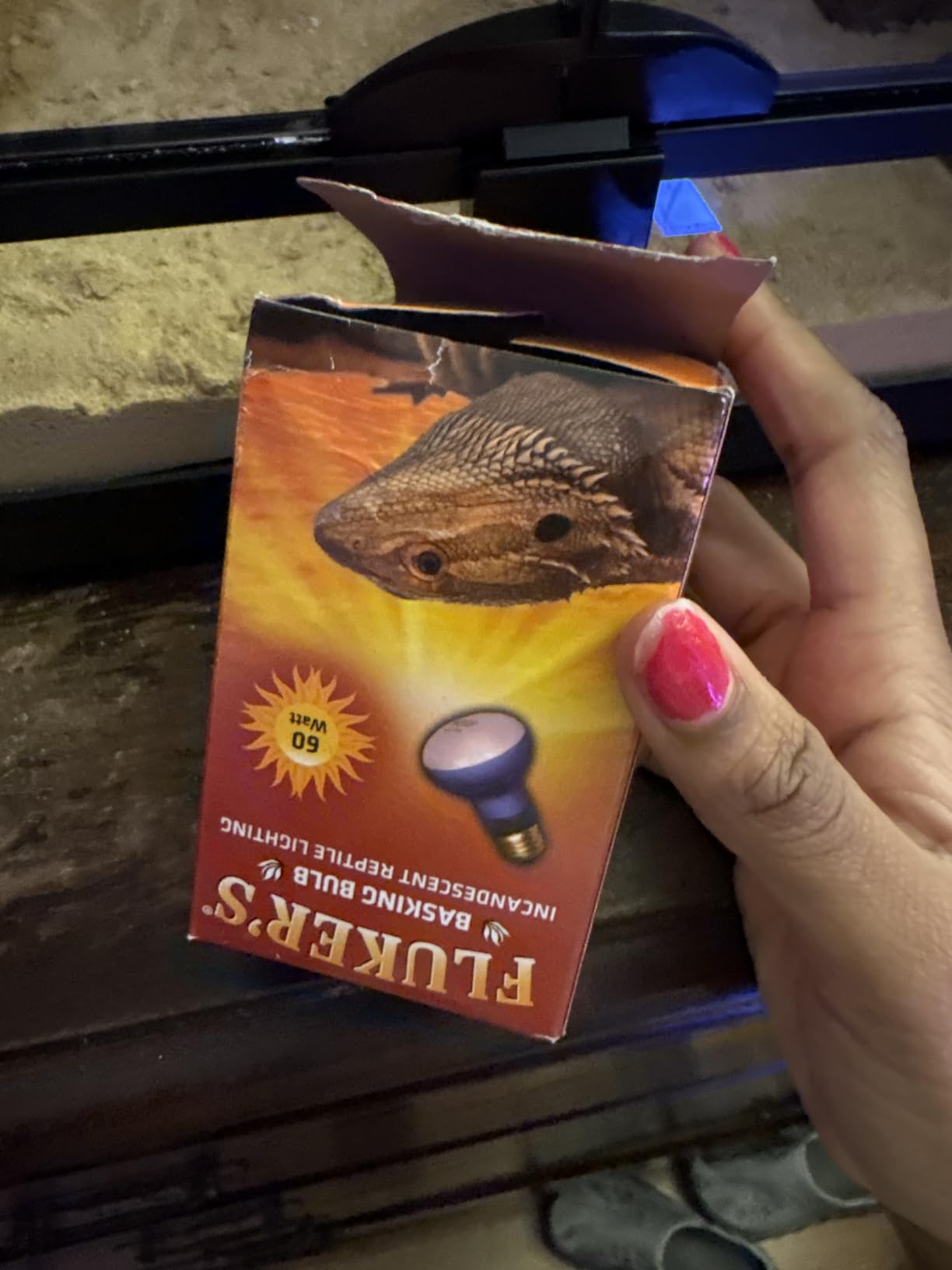 UVB Reptile Light, 10.0 24W, UVA UVB Reptile Light Bulb Lamp for Bearded Dragon, UVB Bulbs for Desert Reptiles customer photo 1