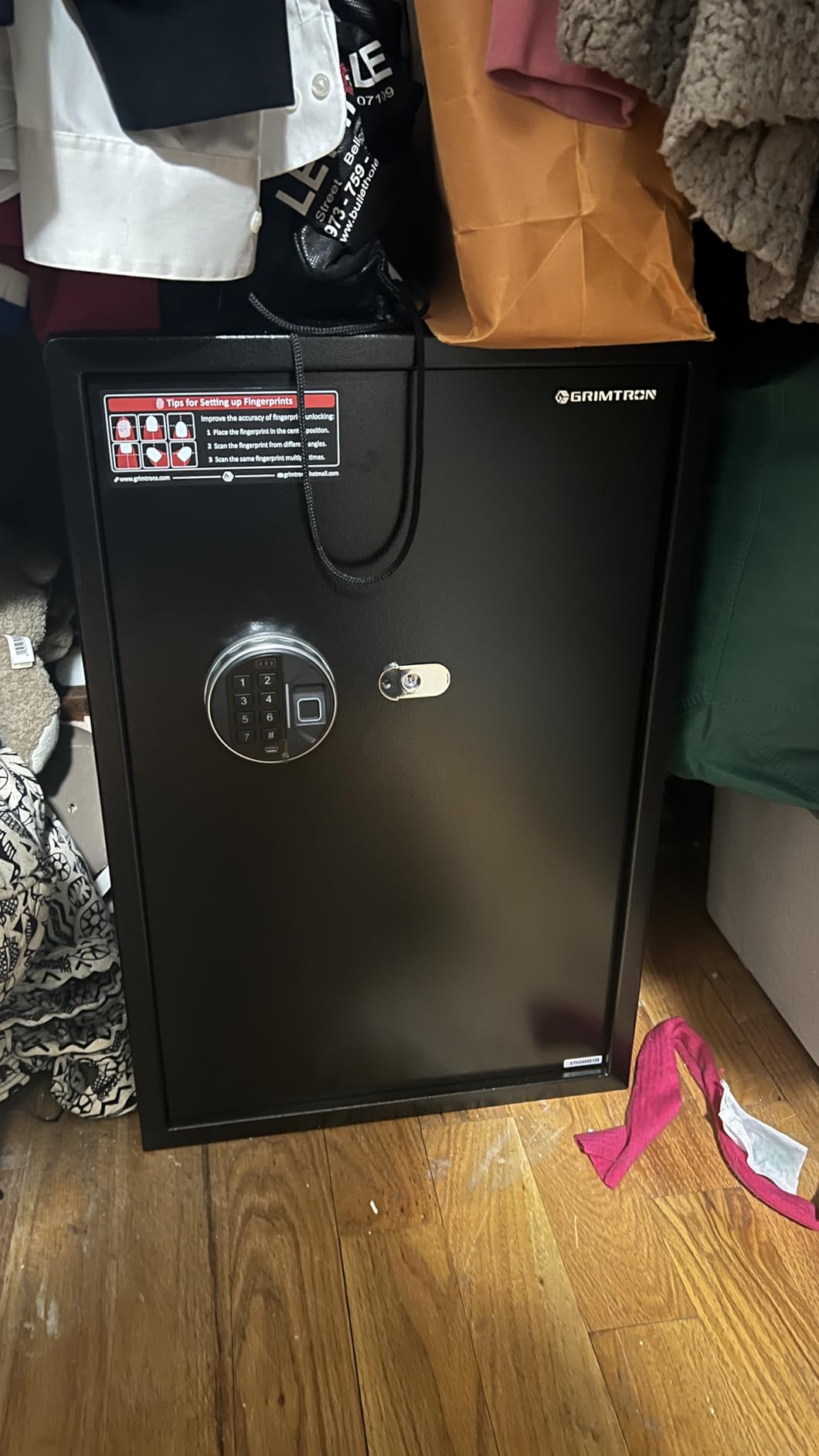 Grimtron 20LB Biometric Safe with Fingerprint Lock, 3-8 Digit PIN customer photo 1