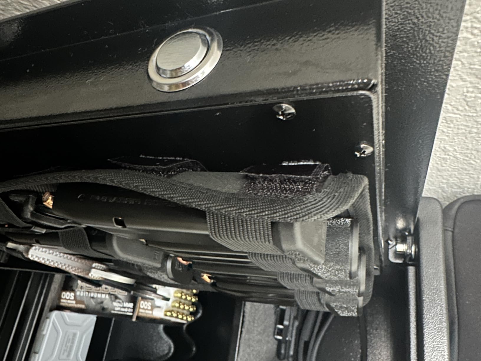 Grimtron 32LB Biometric 4 Pistols Safe with Fingerprint Lock, 3-8 Digit PIN customer photo 2