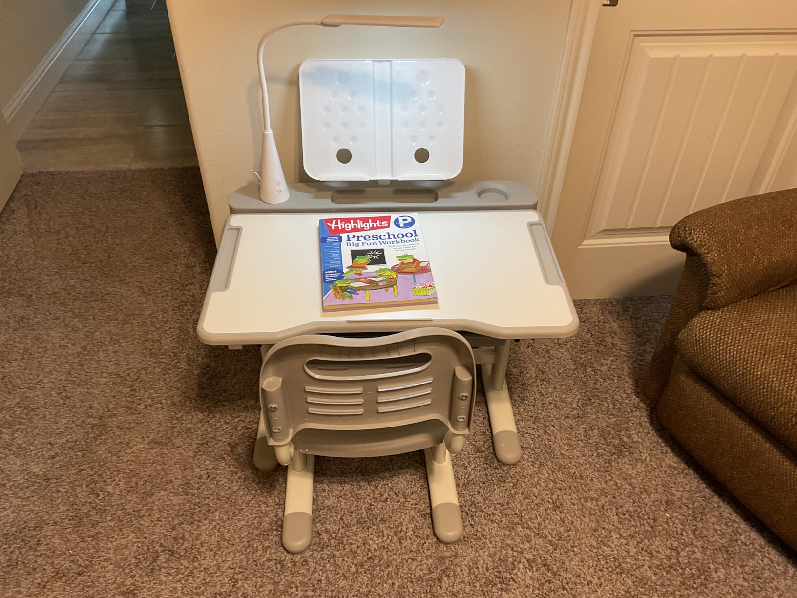 Rengue Kids Desk and Chair Set, Height Adjustable Children School Functional Study Desk with 55° Tiltable Desktop, 3 Modes & Brightness LED Light, Storage Drawer & Metal Hook for Boys Girls (Blue) customer photo 1