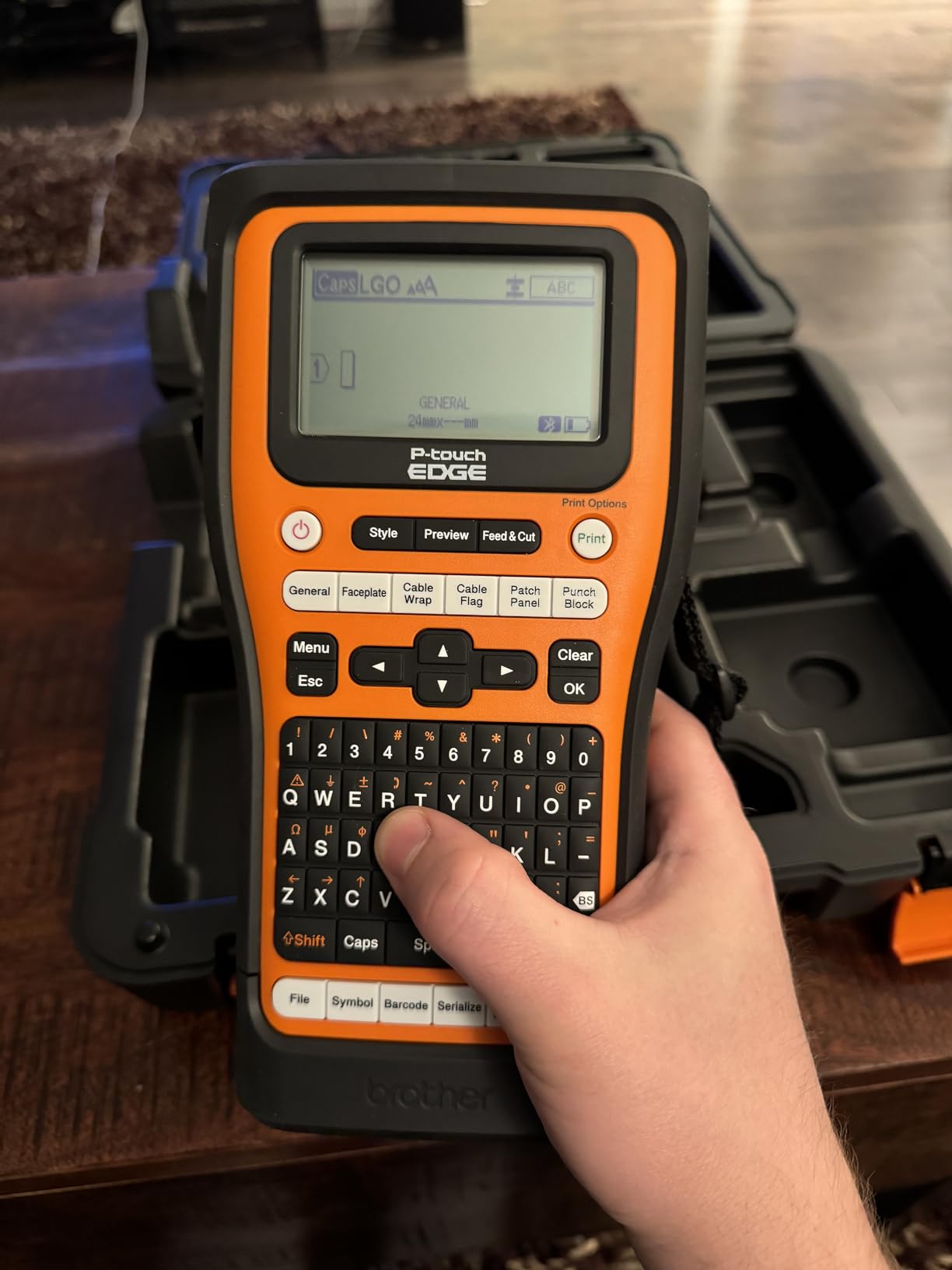 Brother PT-E560BT Industrial Label Printer Bluetooth Cutter customer photo 2