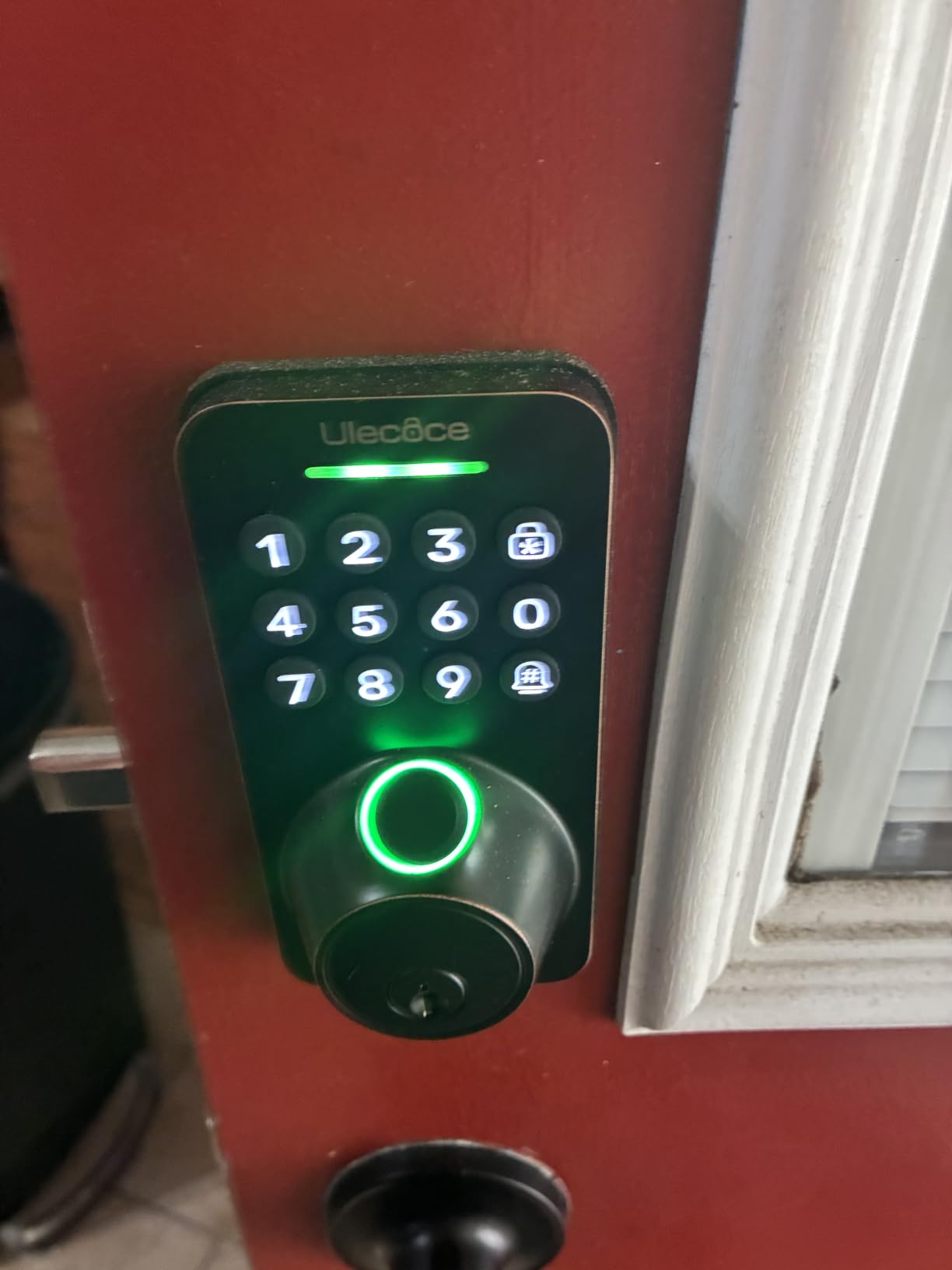 Ulecoce Fingerprint Keypad Deadbolt with Knob Set, Keyless Entry Door Lock with App Control, Door Locks for Front Door, Auto Lock&One-Touch Lock, 100+ User Codes&5 Keys, Easy Installation, Matte Black customer photo 2