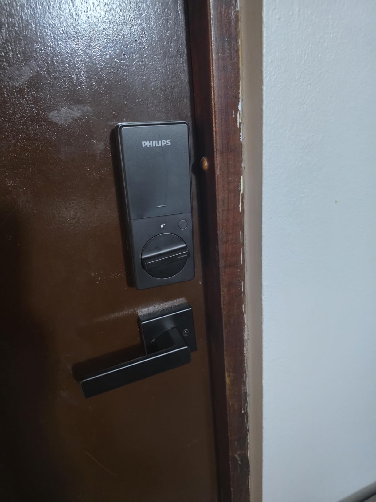 Philips Keypad Front Door Lock Set, Smart Deadbolt with 2 Lever Handle customer photo 2