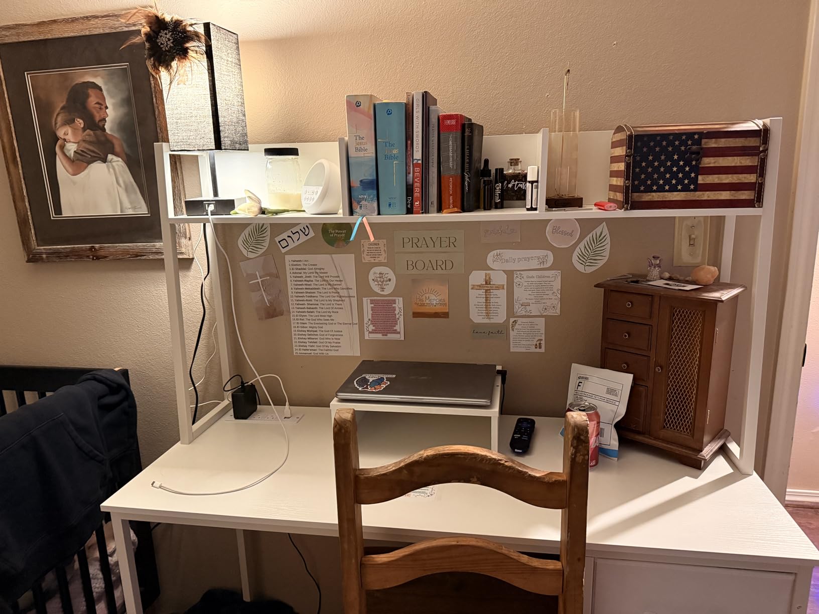 DLisiting White Computer Desk with Hutch & Drawers - 47 Inch Modern Study Writing Office Desk with 3 Storage Drawers and Power Outlets for Bedroom Home Office customer photo 2