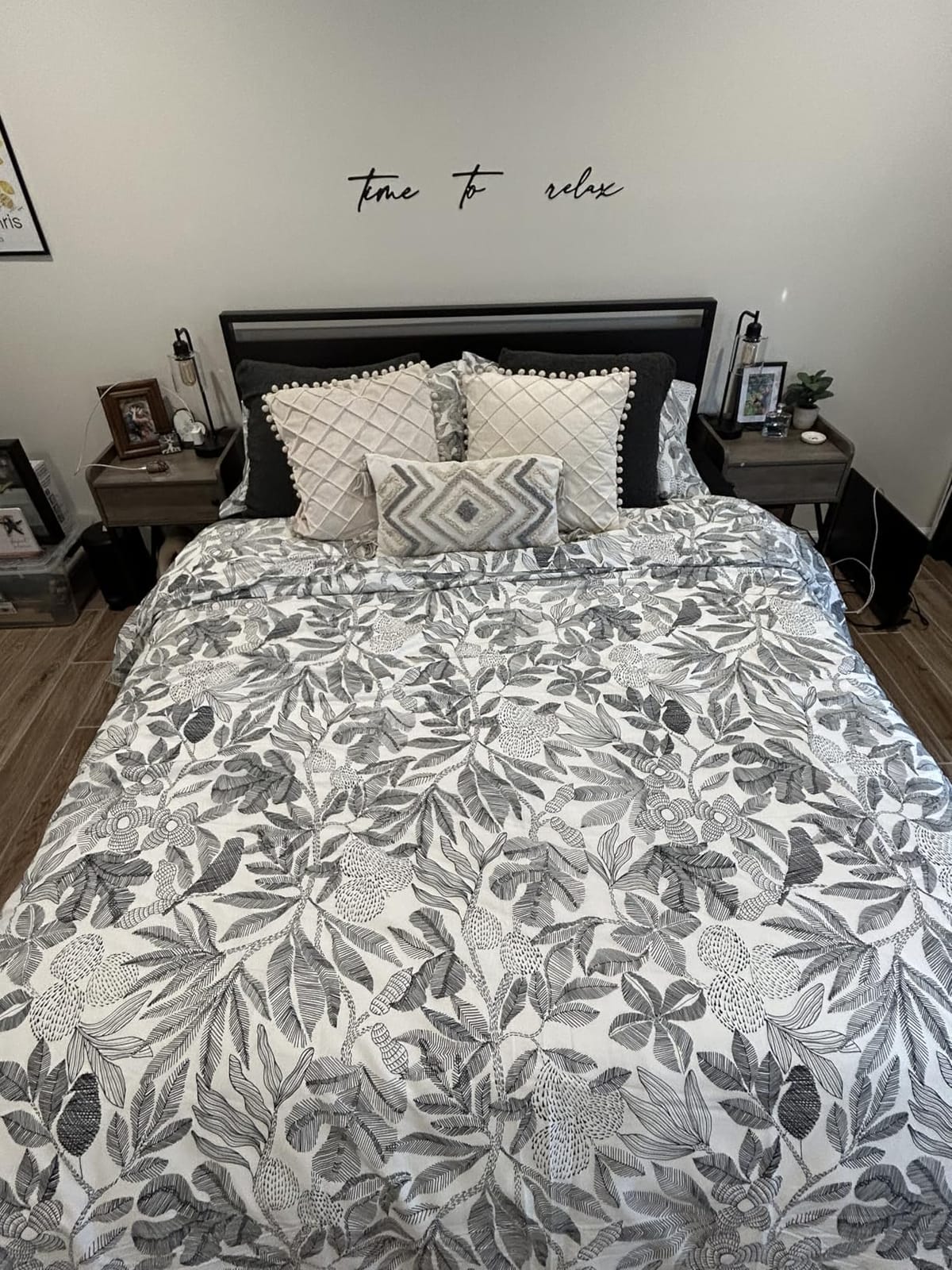 Allewie King Size Bed Frame, Heavy Duty 12 Metal Slats Support, Black Oak customer photo 2