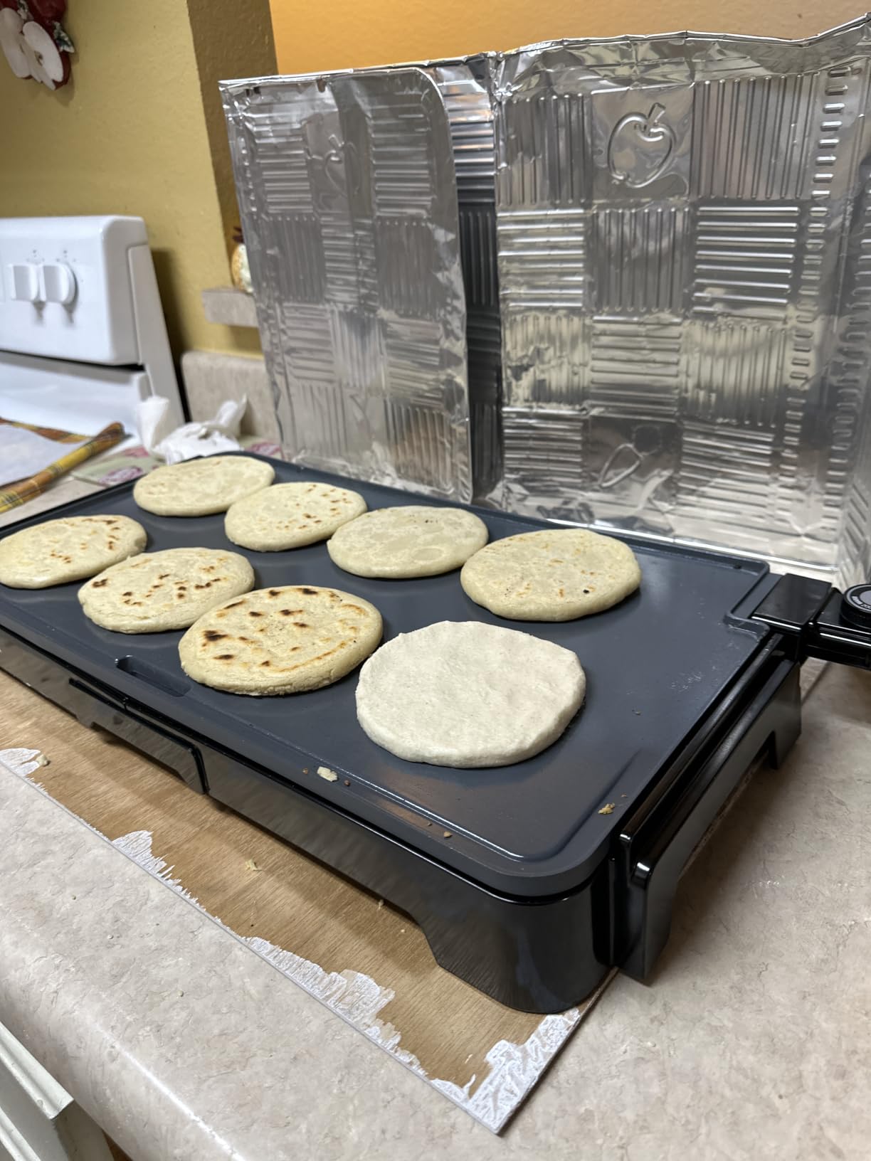 Gourmia Electric Griddle - 22” XL Nonstick Ceramic Cooking Surface, Black customer photo 1