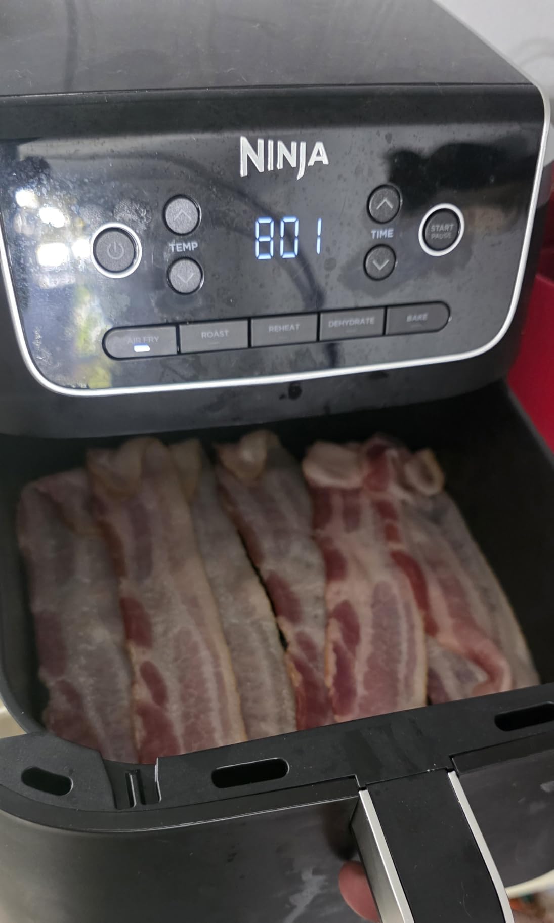 Ninja Air Fryer Pro, 5 Qt, 5-in-1, Grey, AF142 customer photo 2