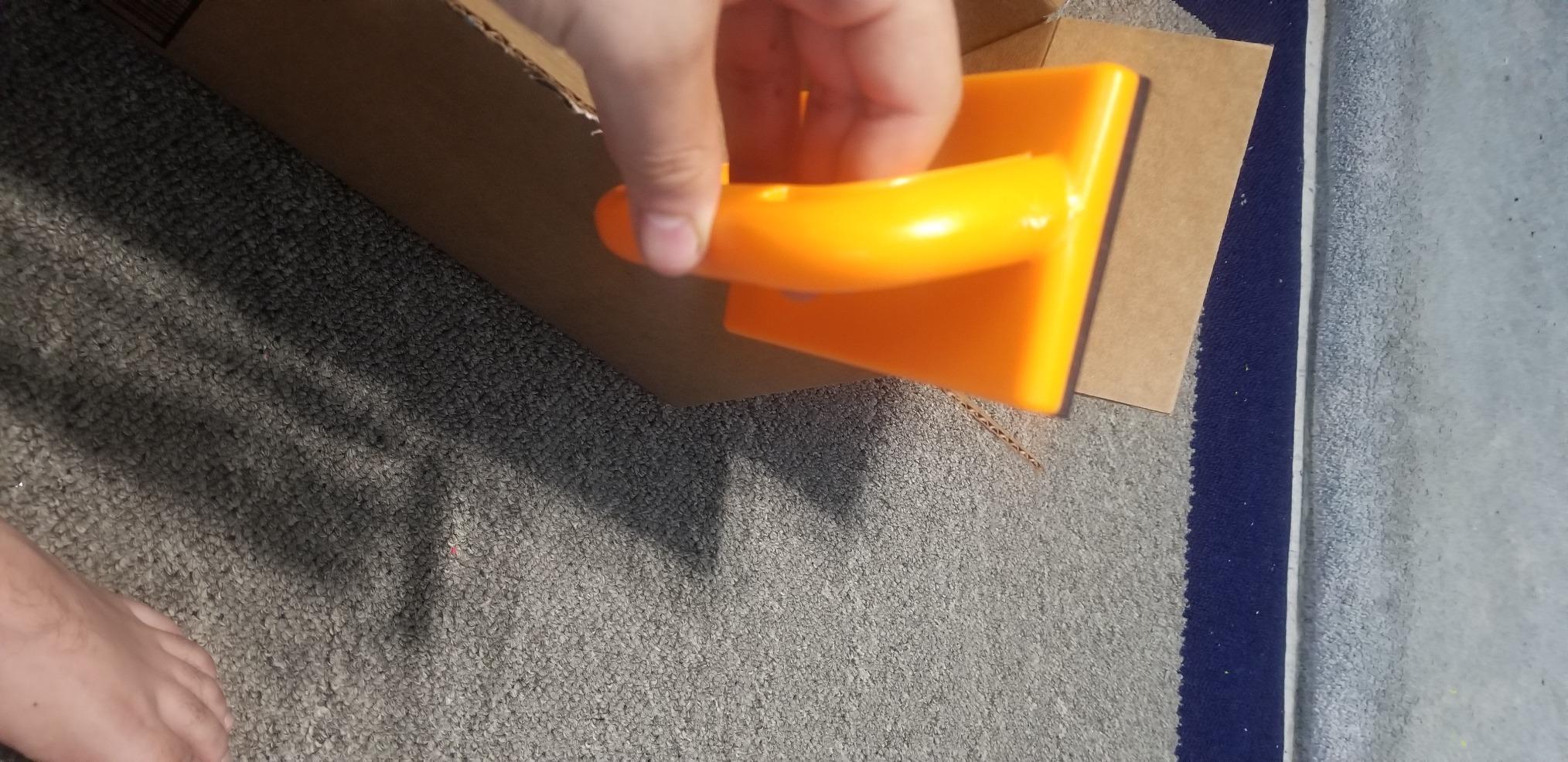 POWERTEC Grab Push Block with Retractable Holder, Anti-Slip Pad & Offset Handle for Improves Control. Ideal for Table Saws, Router Tables, Band Saws, Jointers & Fence Systems (71794) customer photo 2